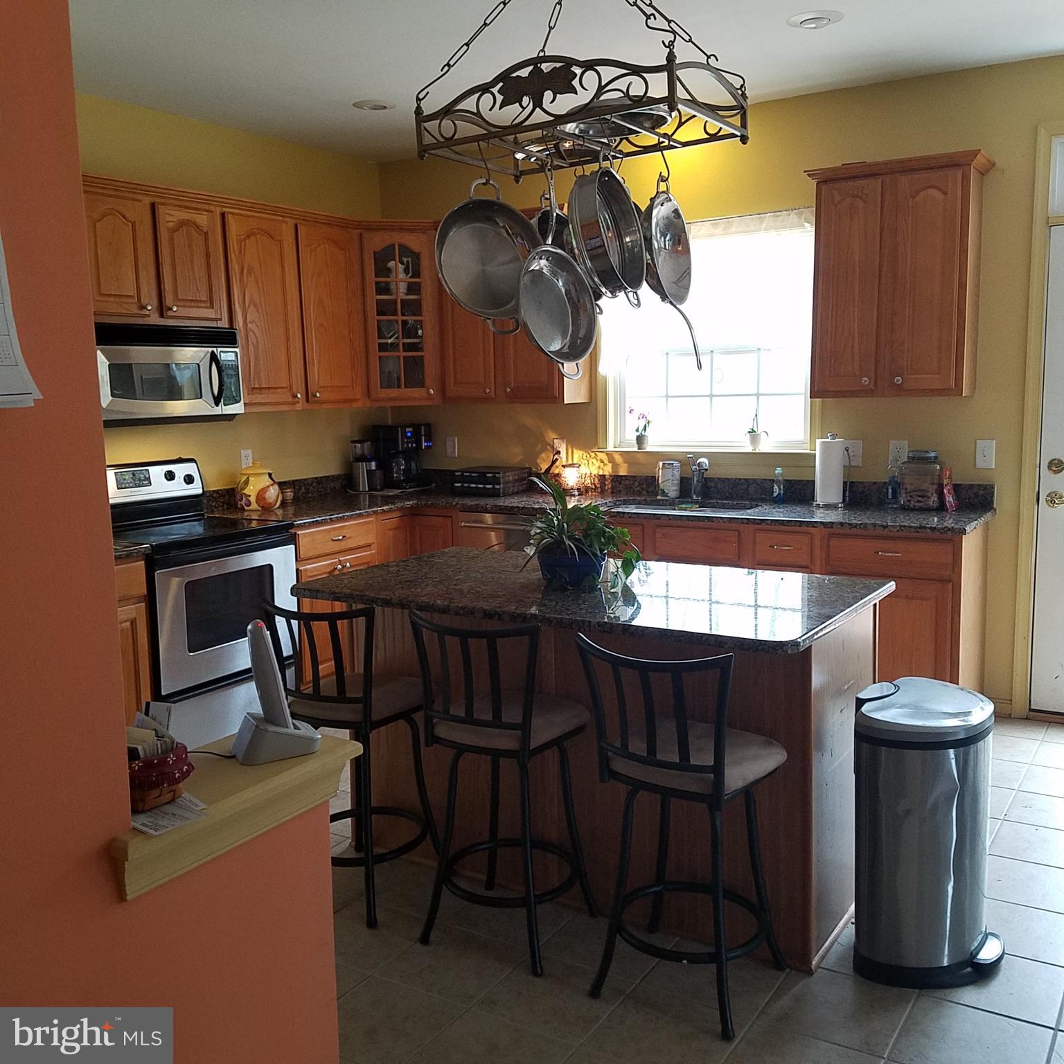 SUMMIT VIEW ESTATES - Residential