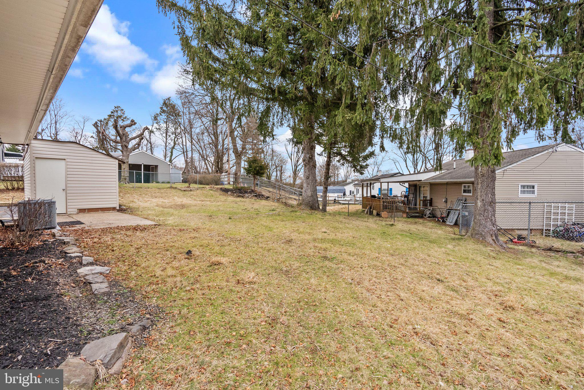 WILLOW PENN - Residential