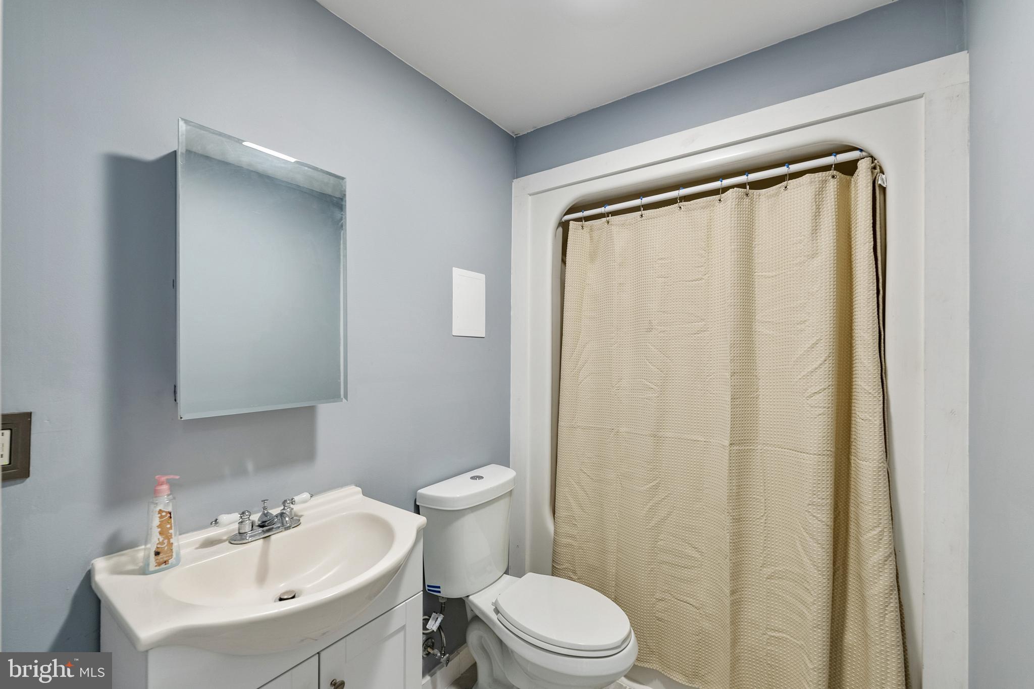 HICKORY RIDGE - Residential