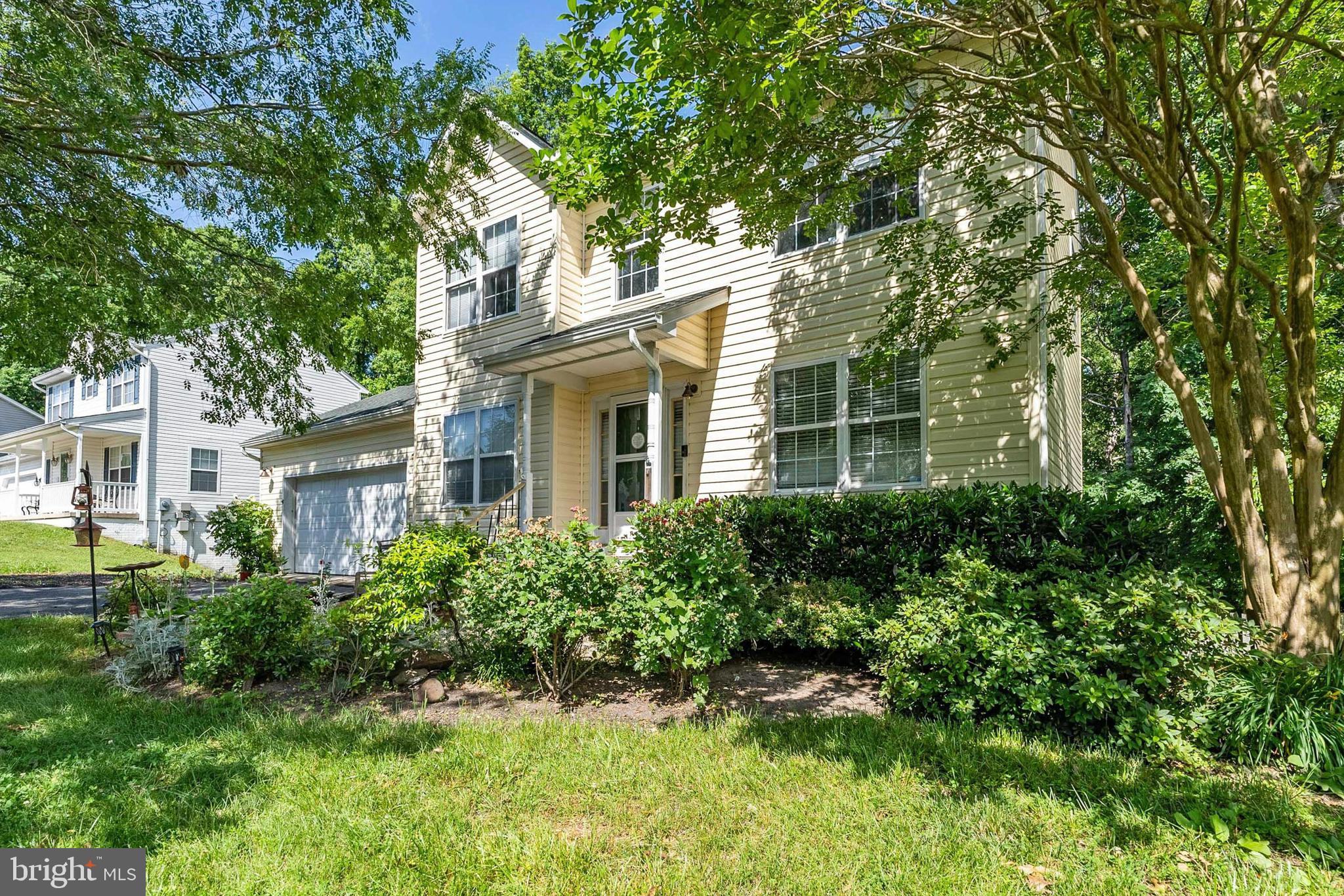 HICKORY RIDGE - Residential