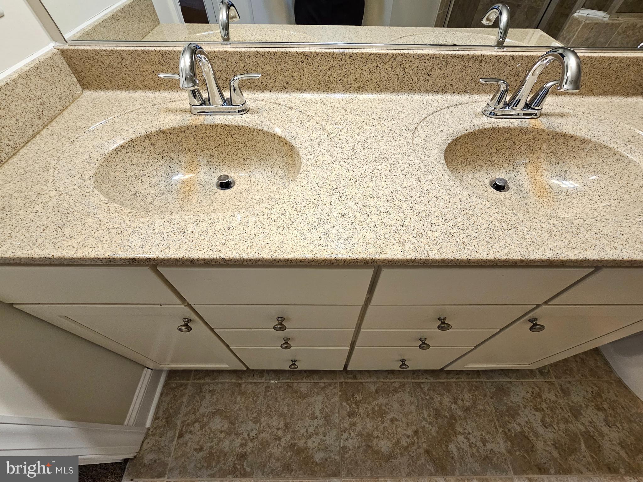 CROWN - Residential Lease