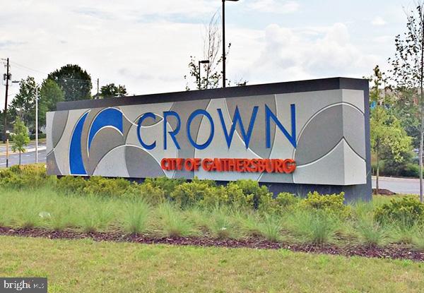 CROWN - Residential Lease
