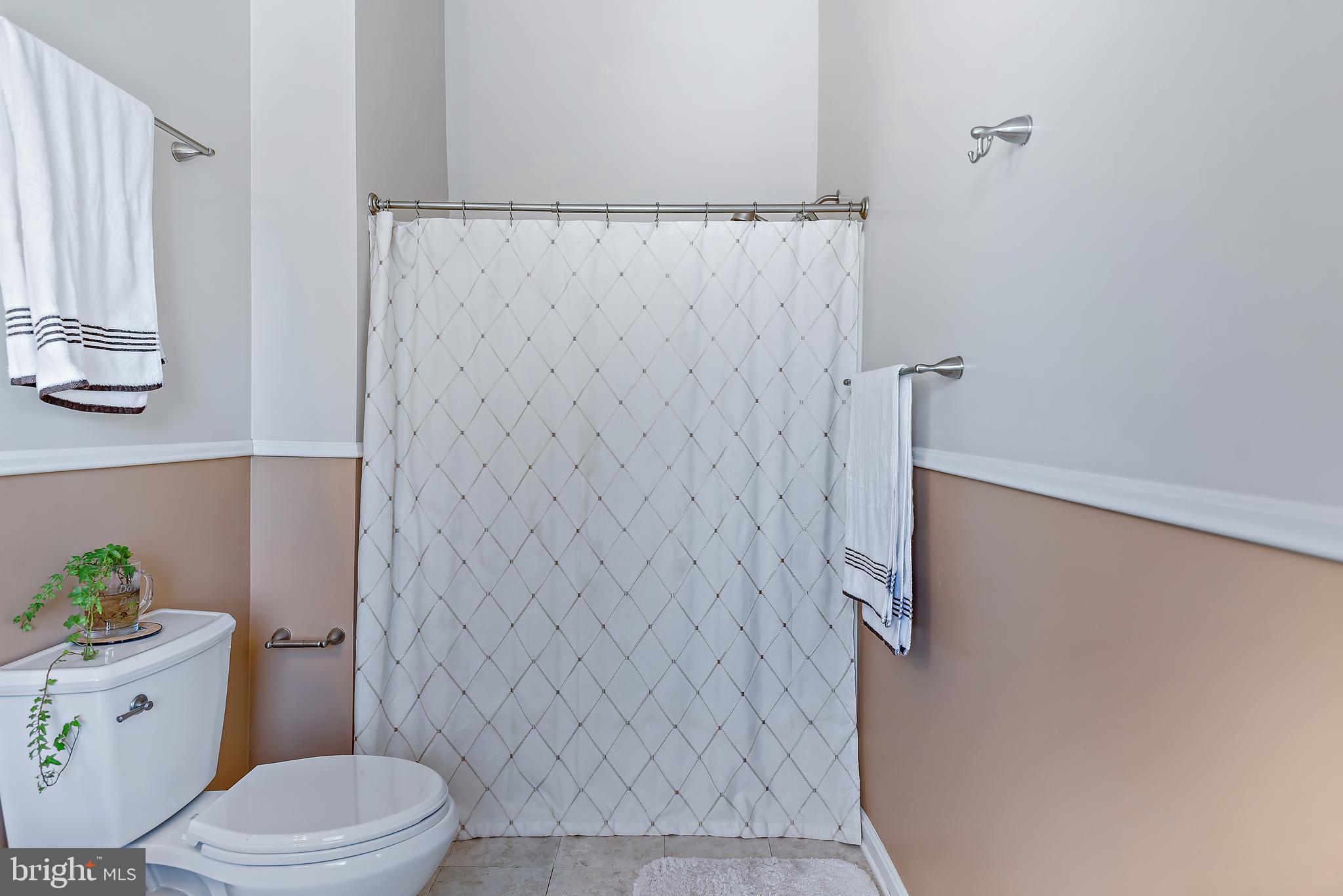 WELLINGTON TRACE - Residential