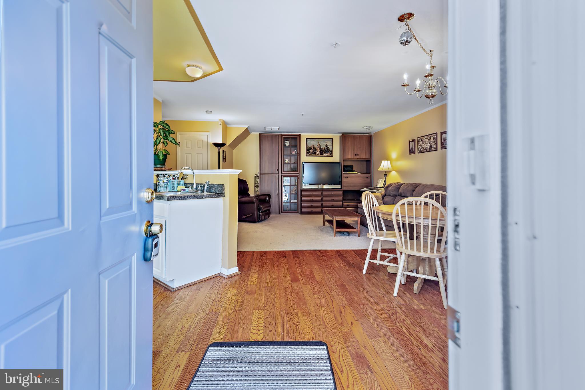 WELLINGTON TRACE - Residential