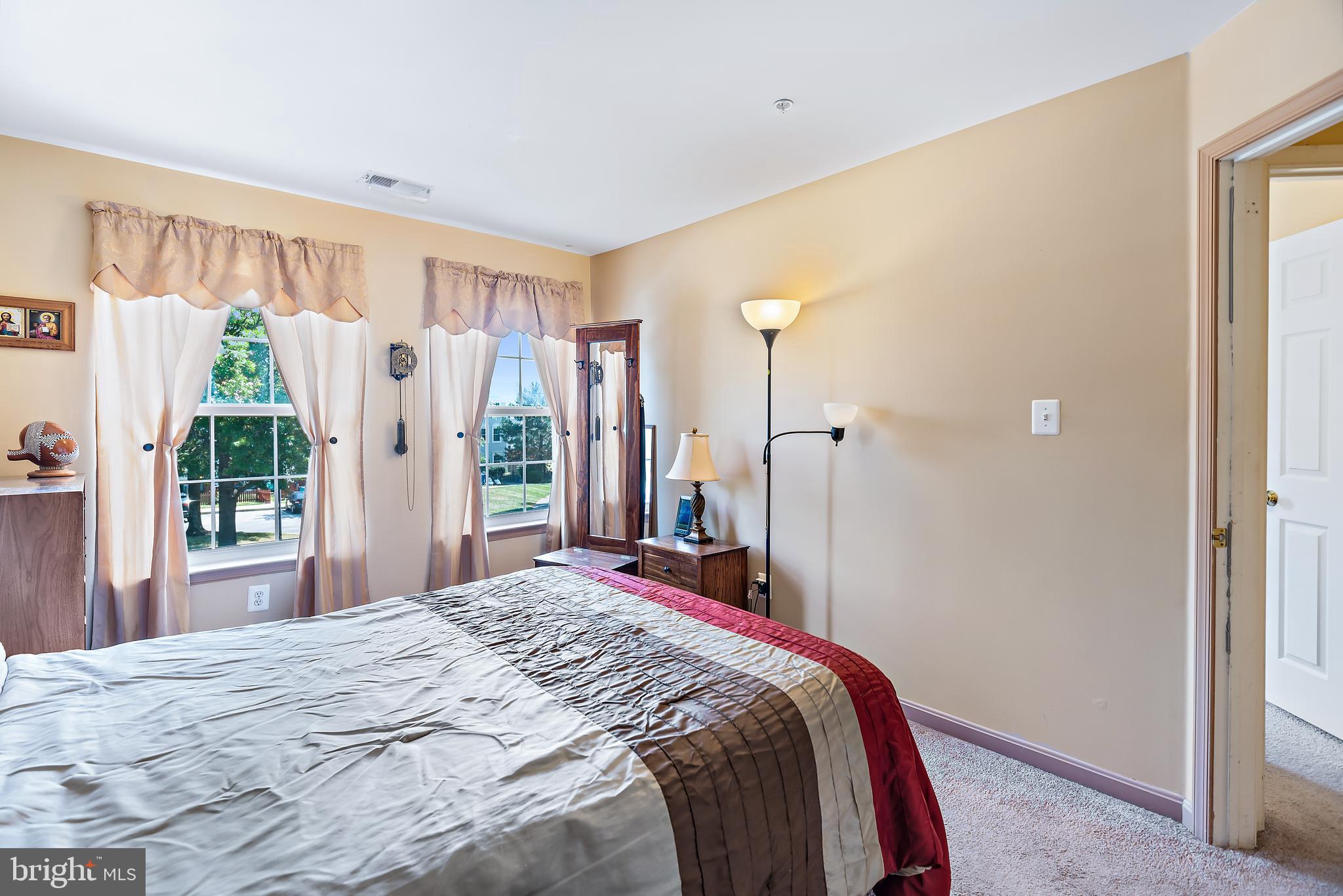 WELLINGTON TRACE - Residential