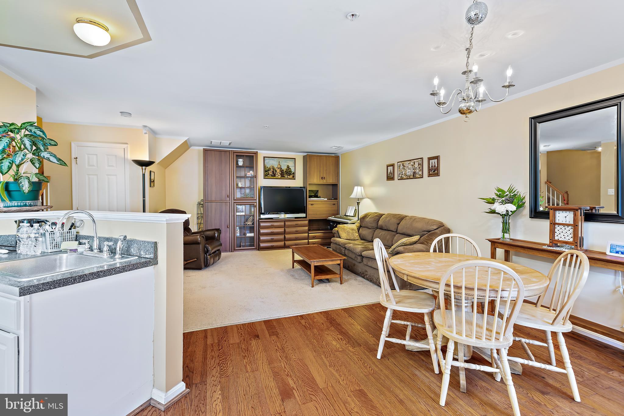 WELLINGTON TRACE - Residential