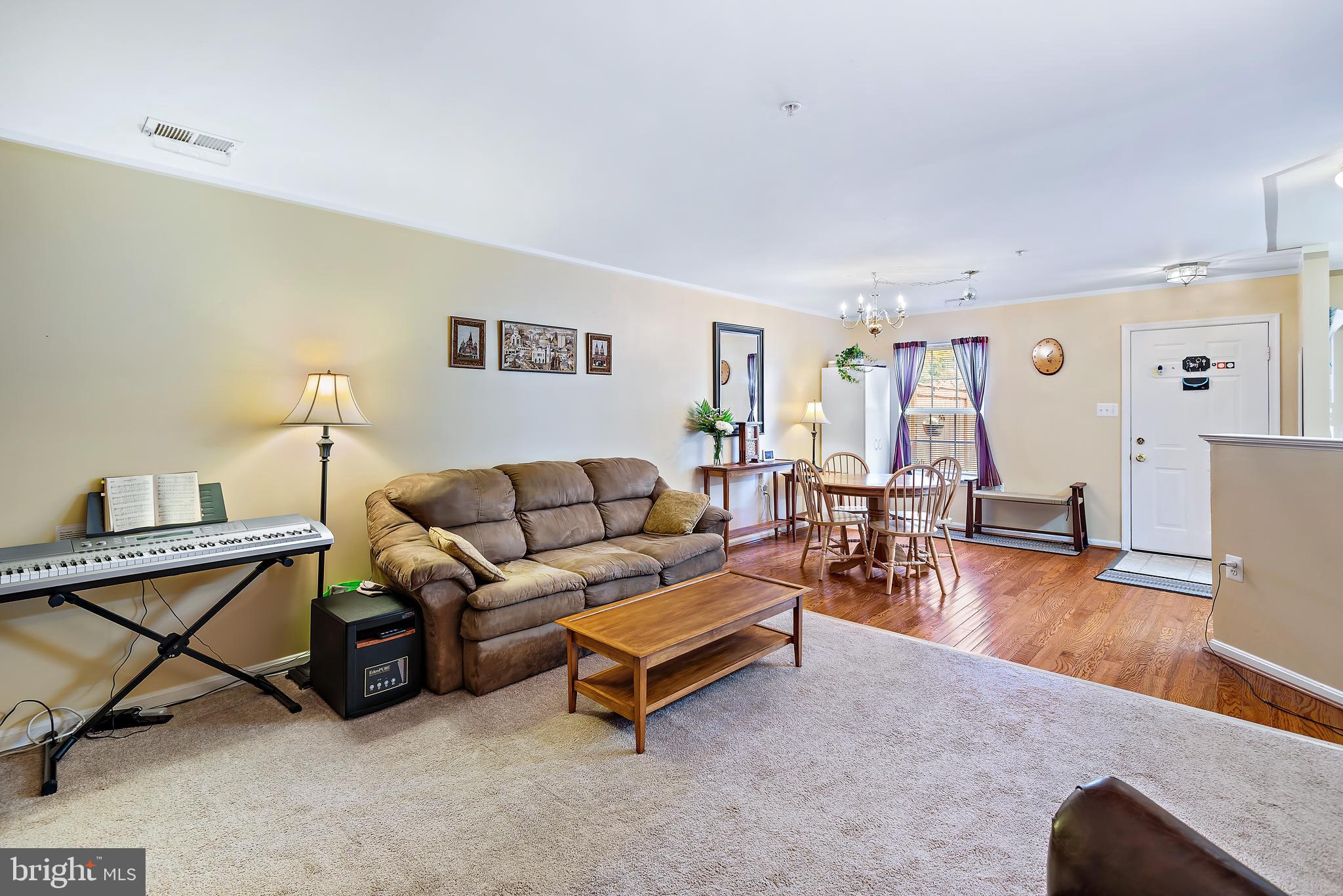 WELLINGTON TRACE - Residential