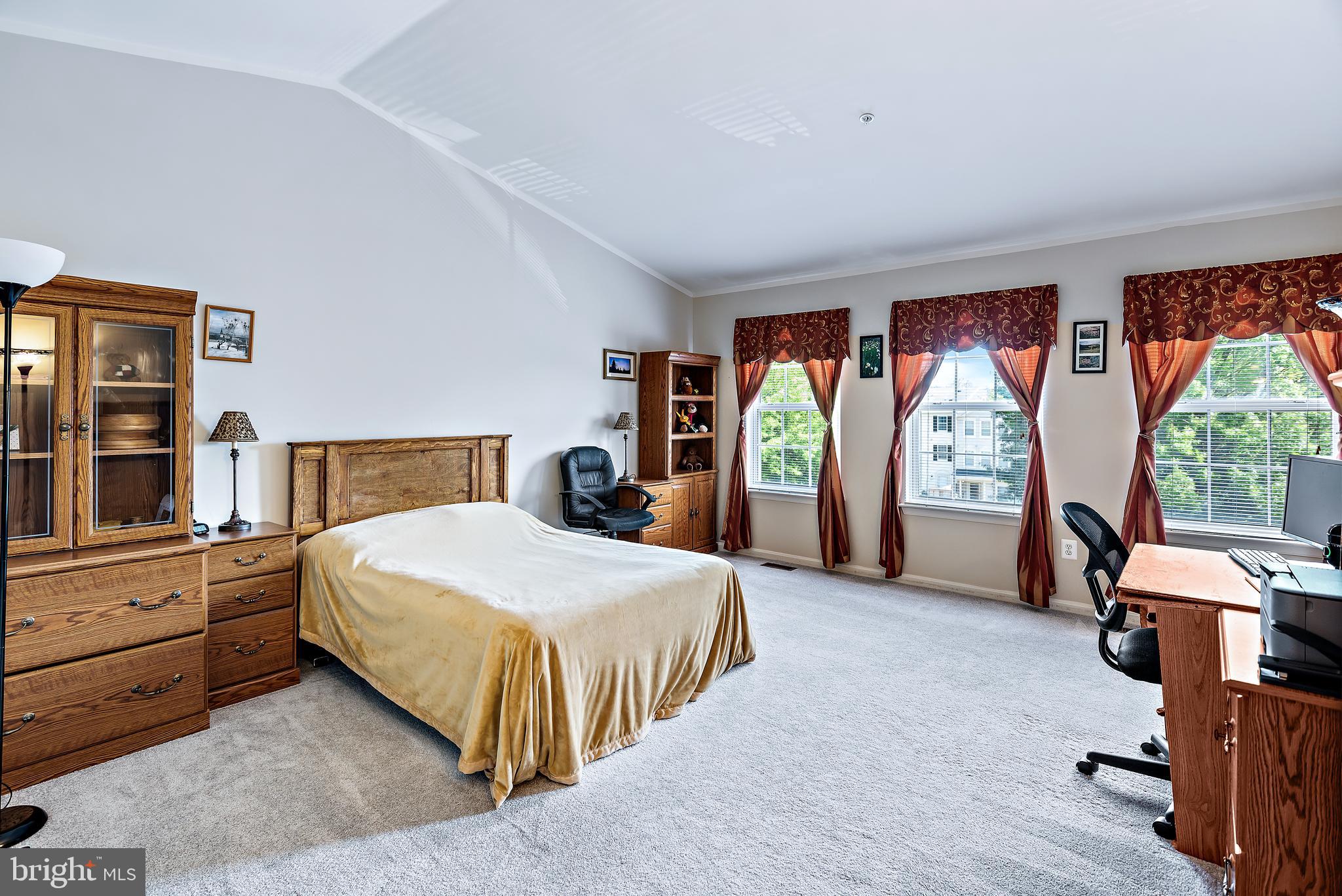 WELLINGTON TRACE - Residential