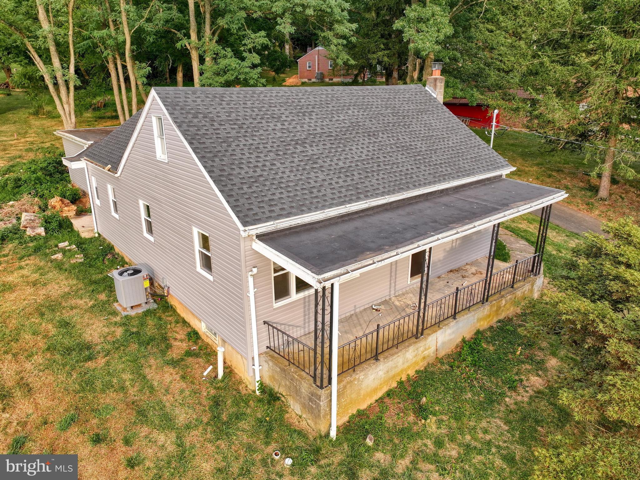 YORK TWP - Residential