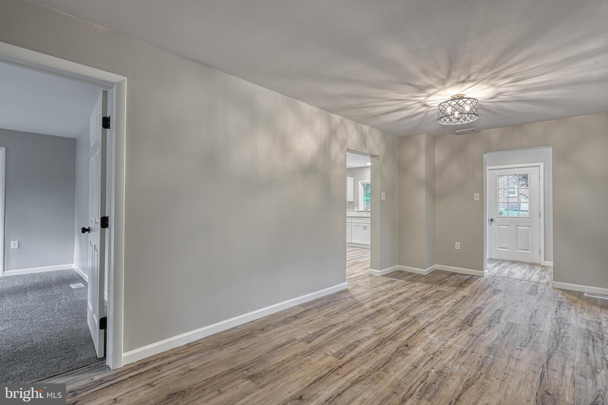 YORK TWP - Residential