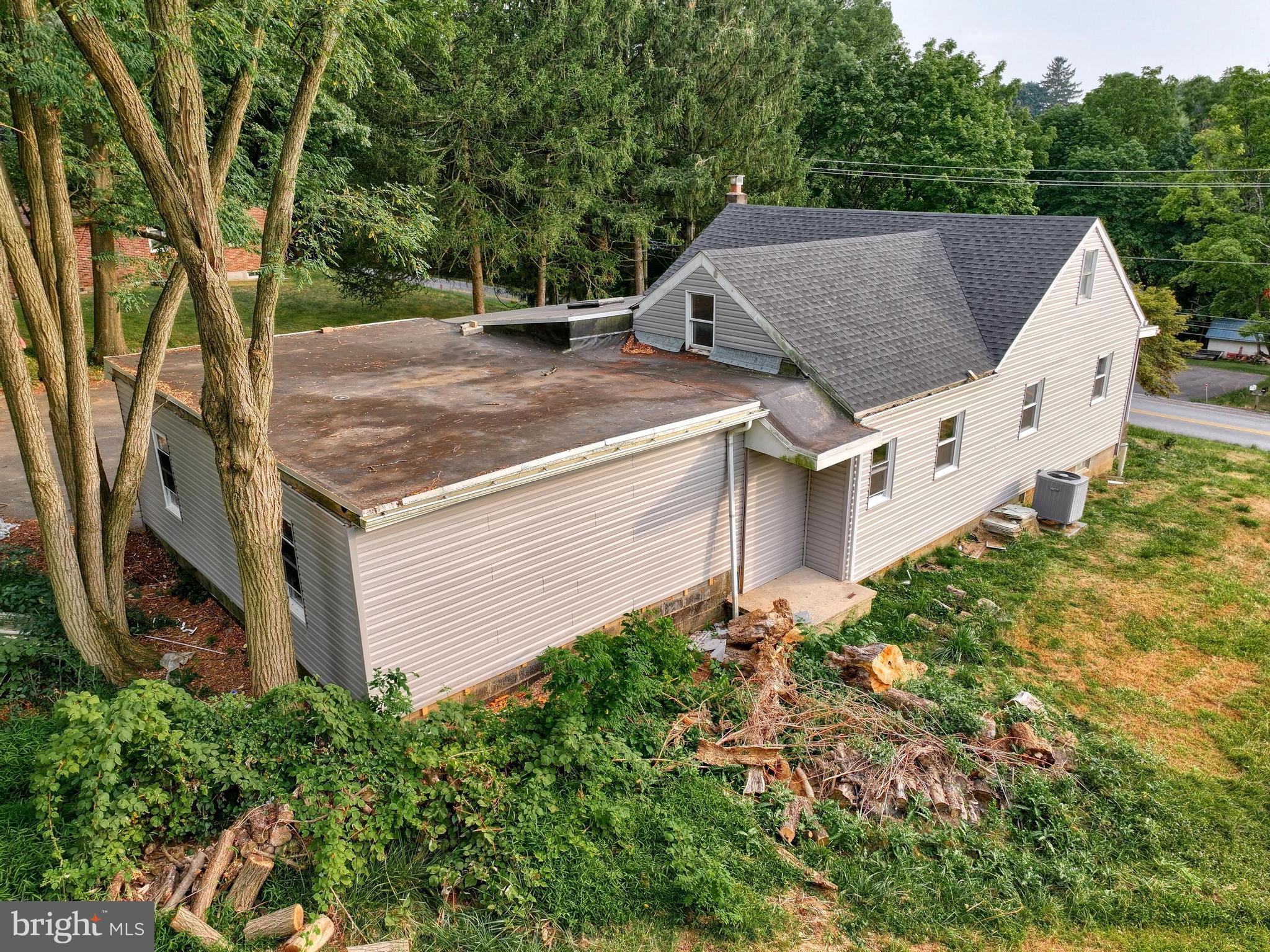 YORK TWP - Residential