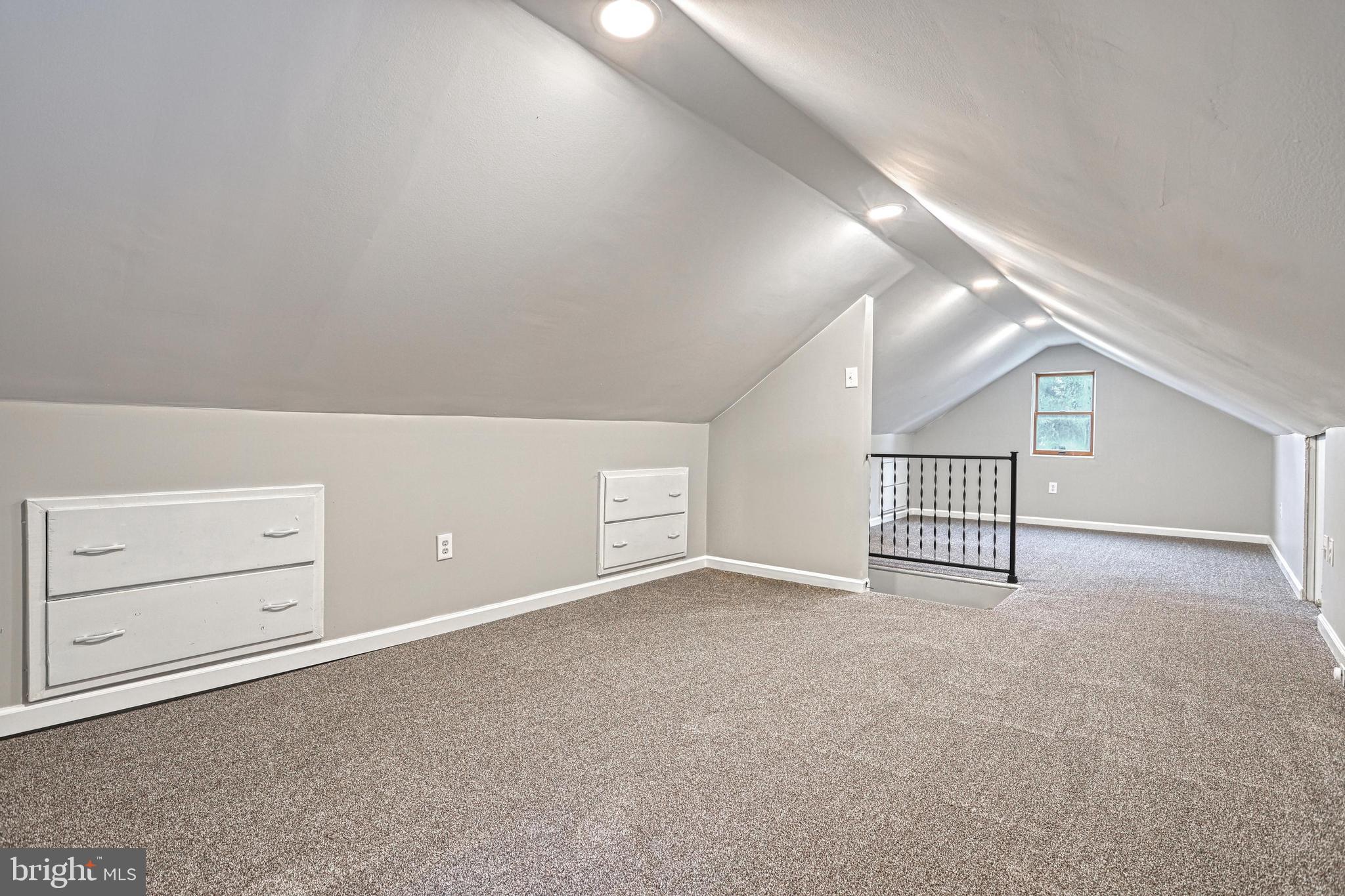 YORK TWP - Residential