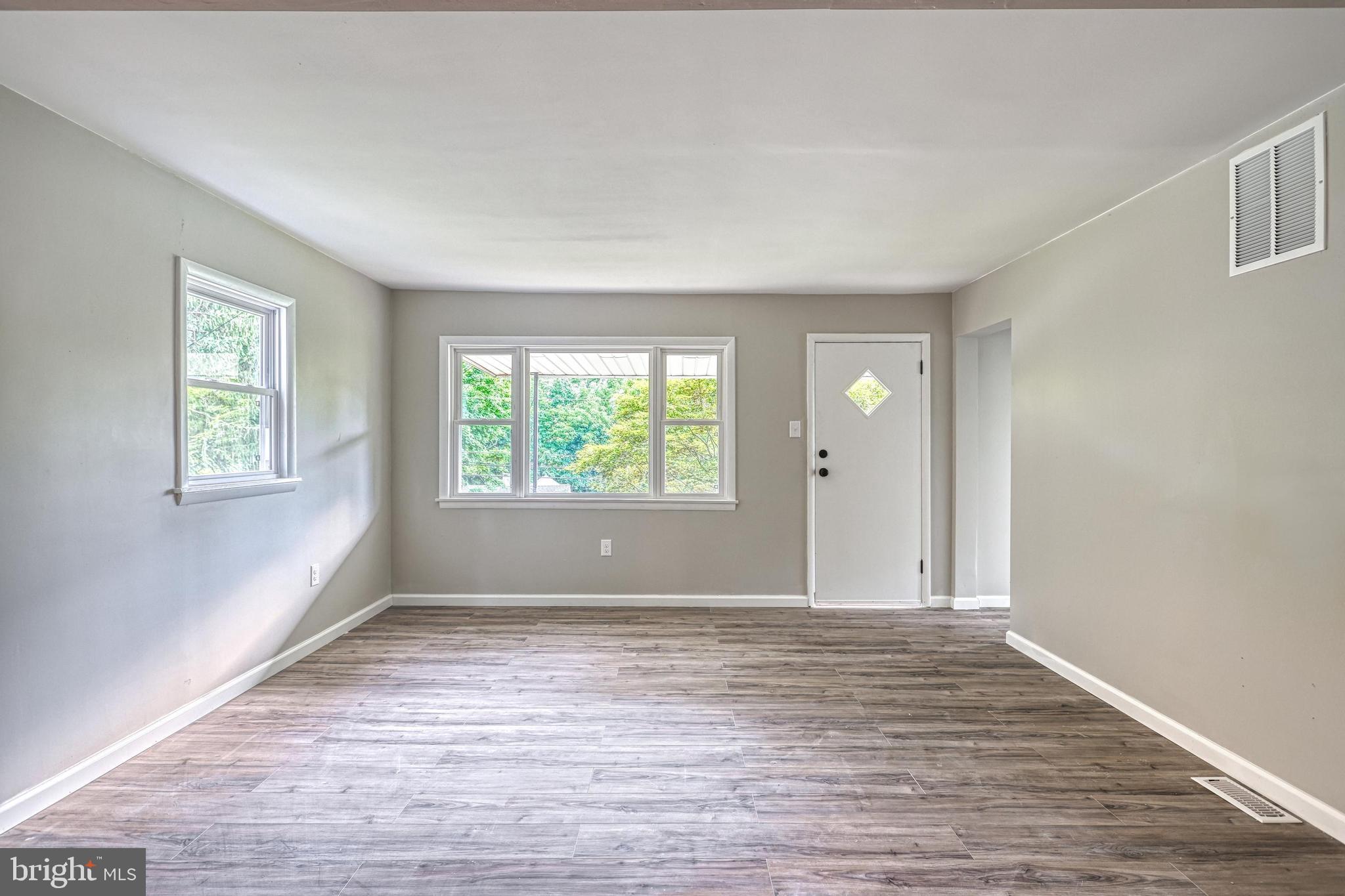 YORK TWP - Residential