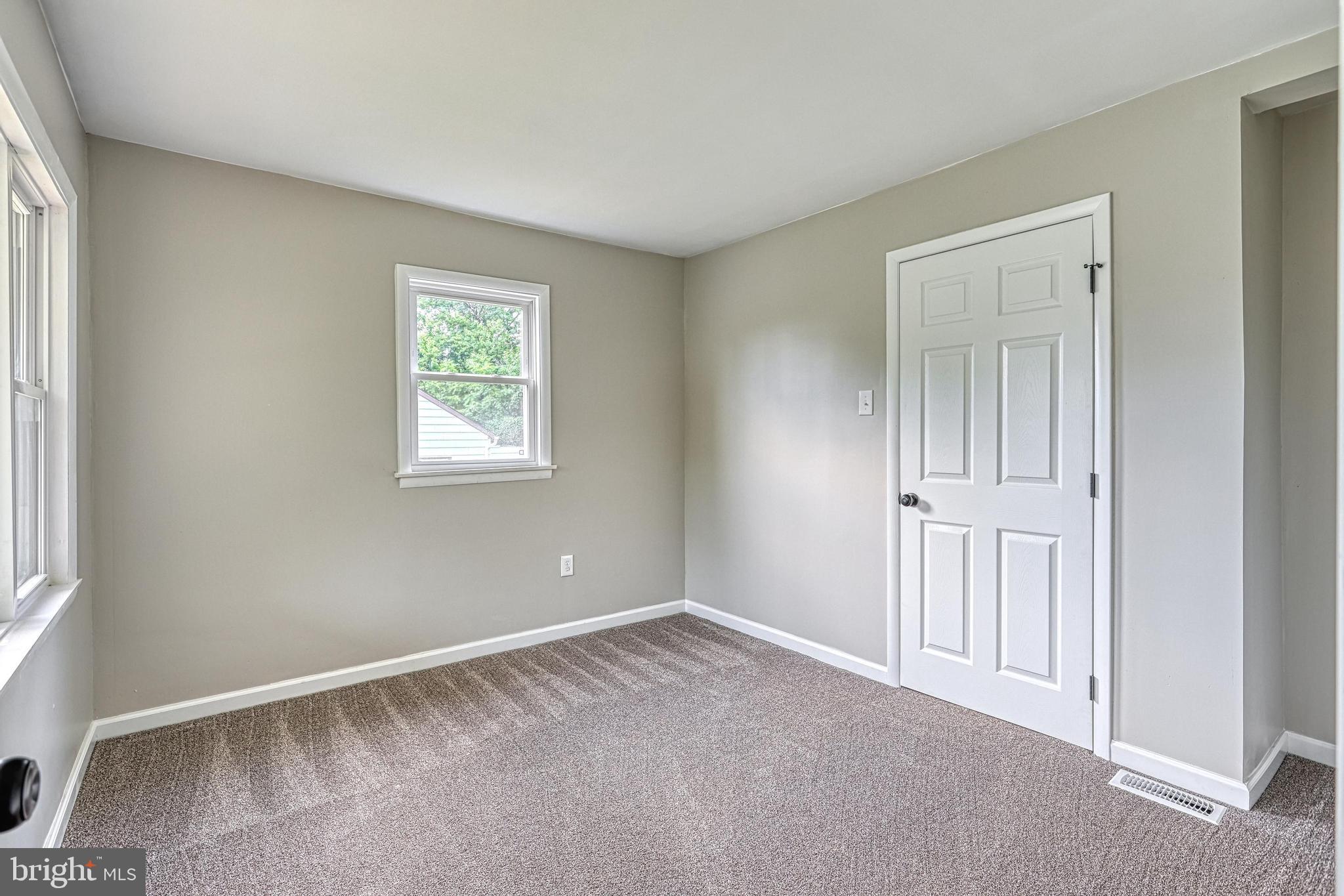 YORK TWP - Residential