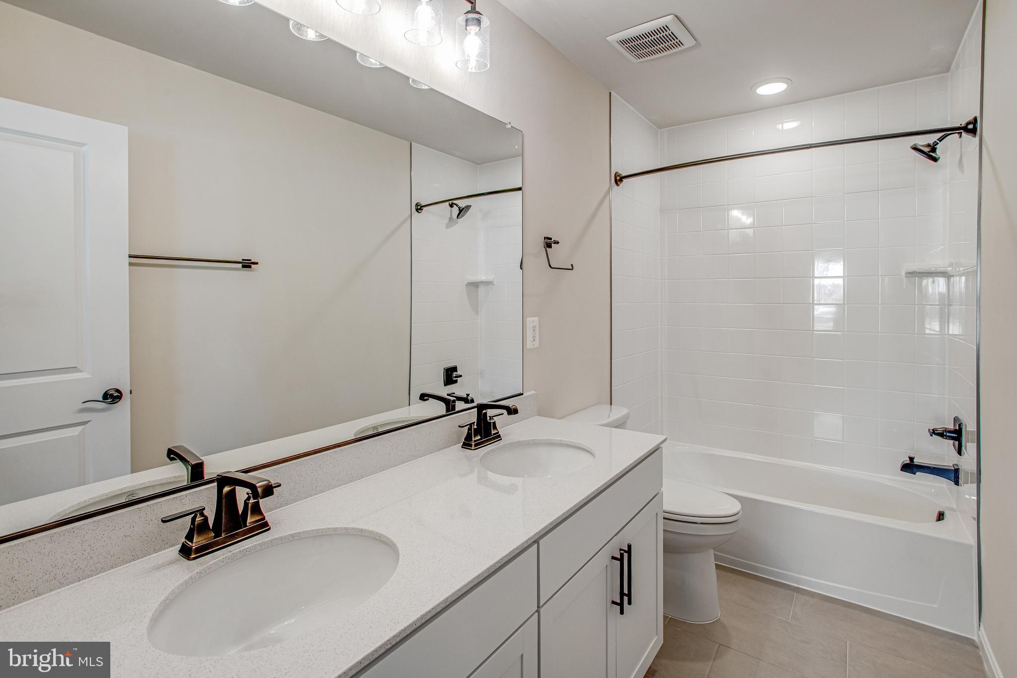 WILDERNESS SHORES - Residential