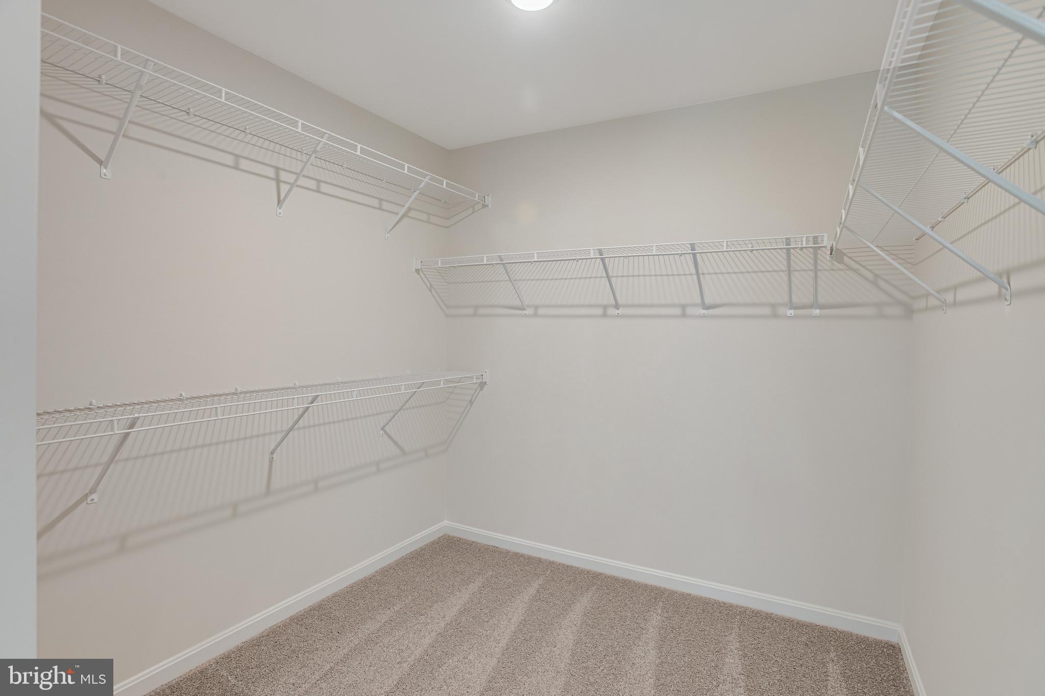 WILDERNESS SHORES - Residential