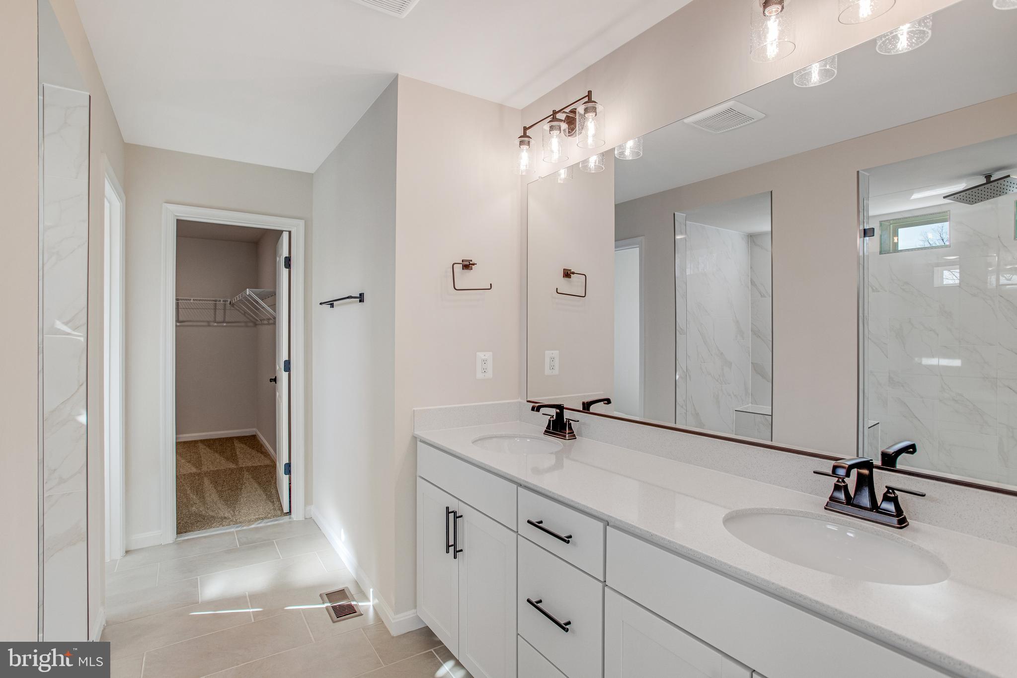 WILDERNESS SHORES - Residential