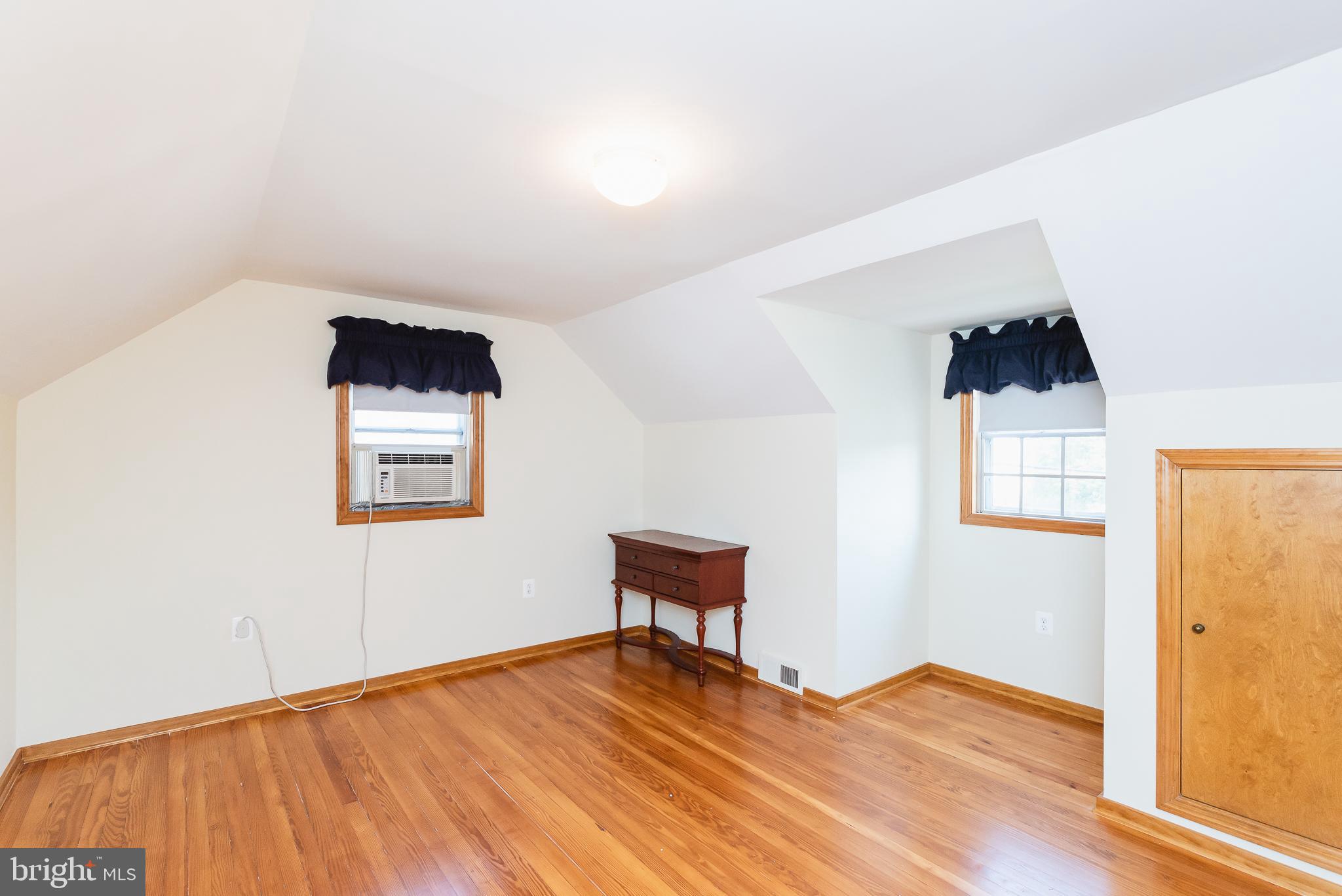 CALIFORNIA GROVE - Residential