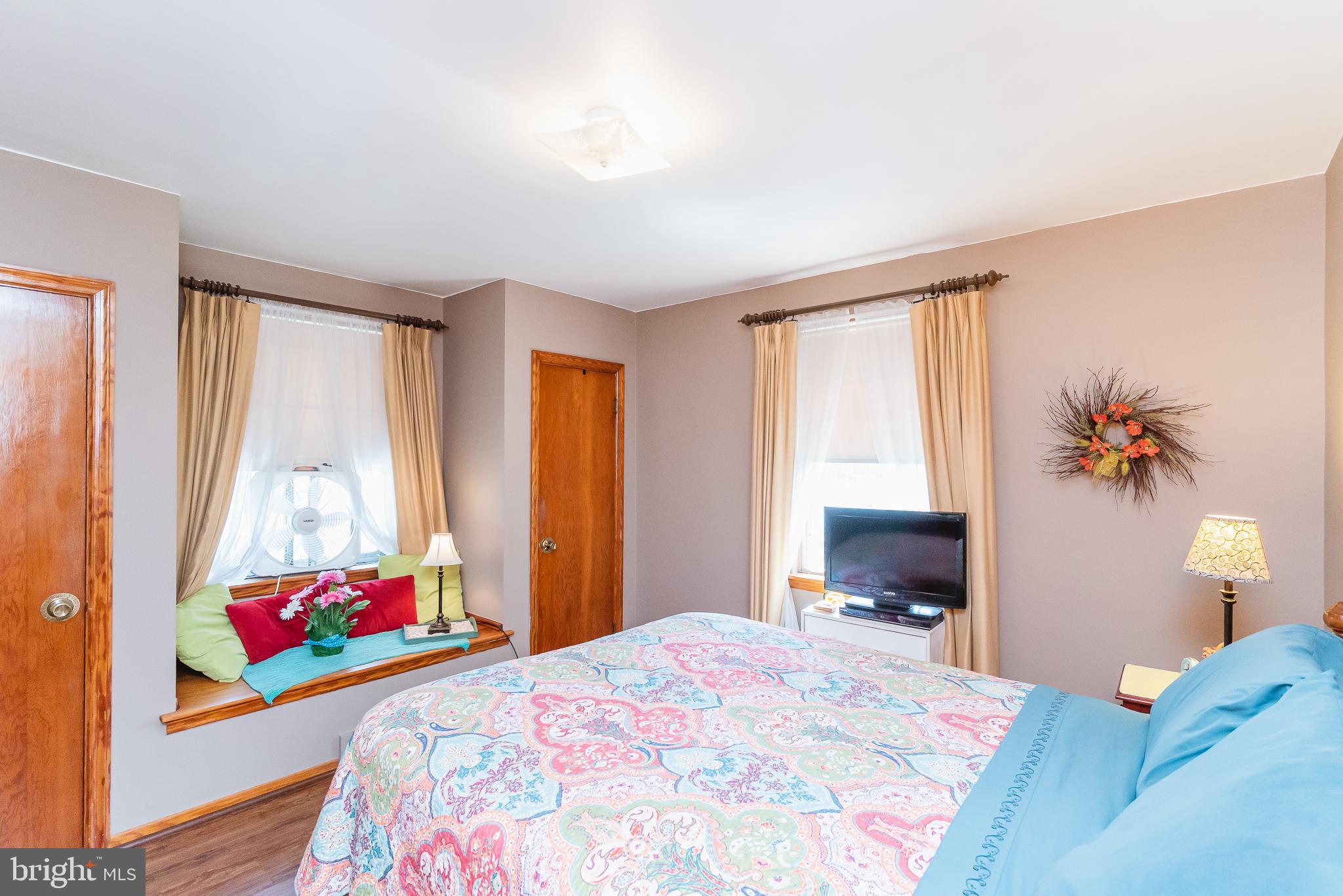 CALIFORNIA GROVE - Residential