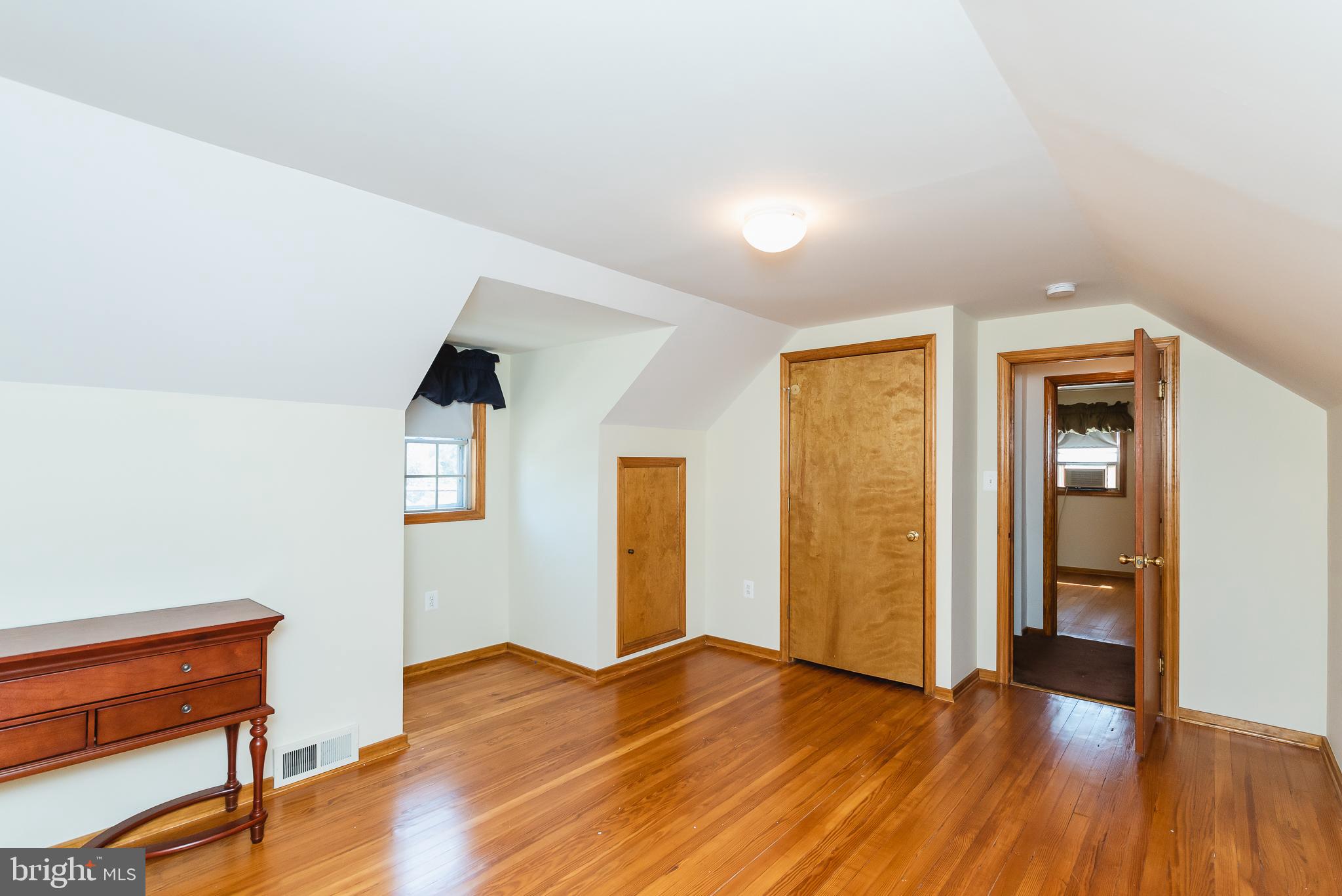 CALIFORNIA GROVE - Residential