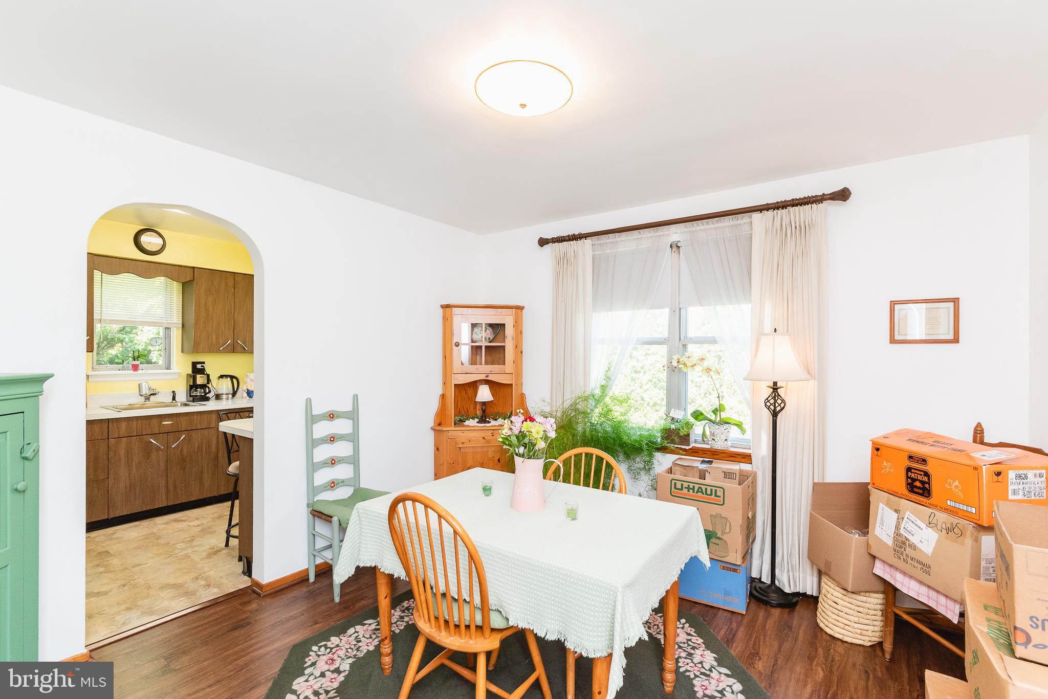 CALIFORNIA GROVE - Residential