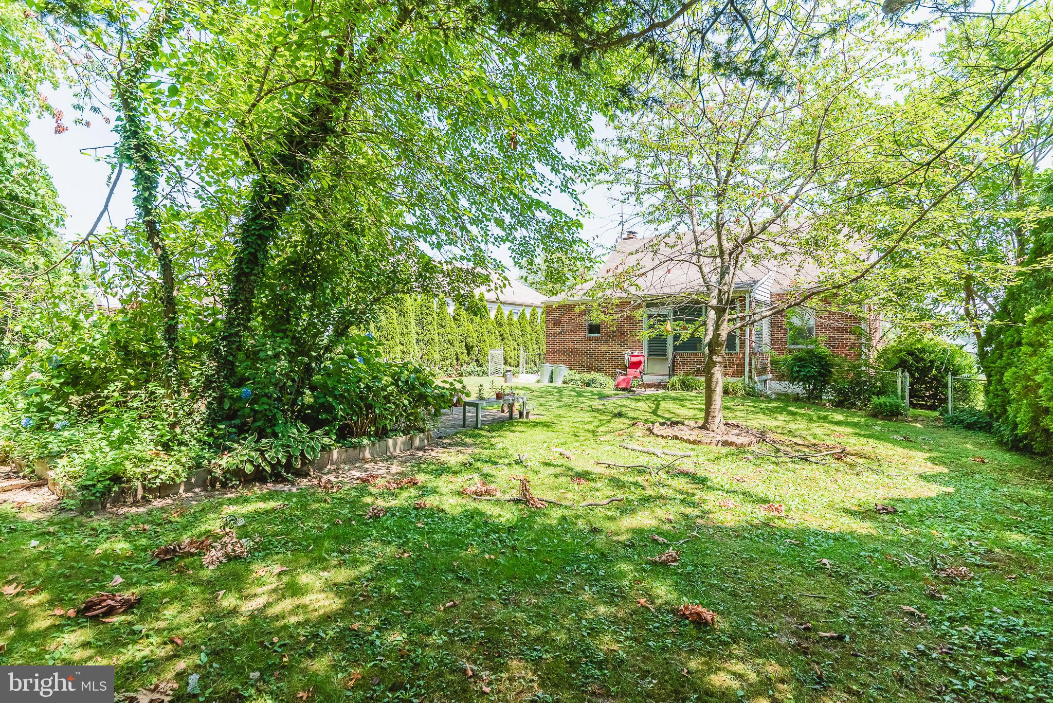 CALIFORNIA GROVE - Residential