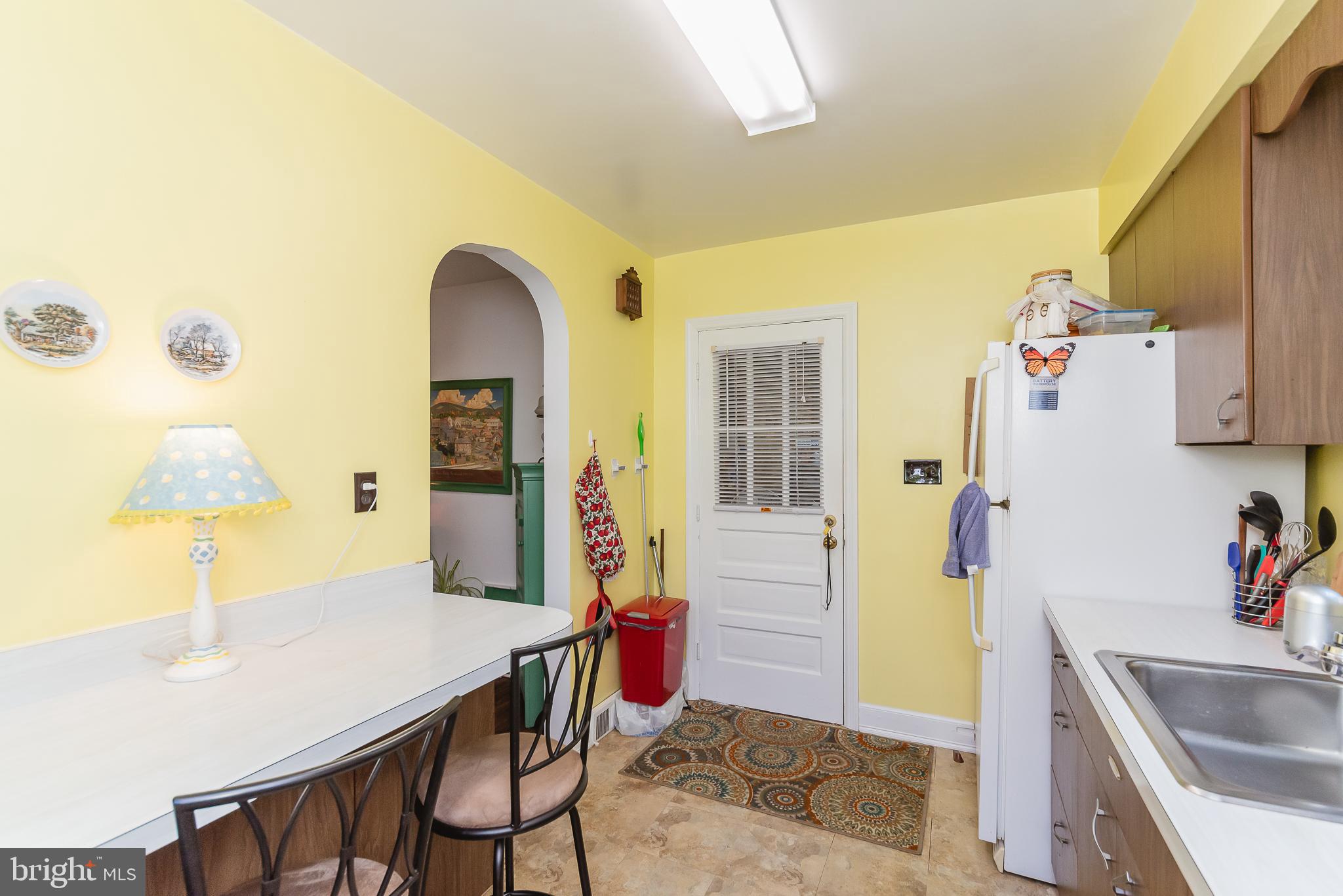 CALIFORNIA GROVE - Residential