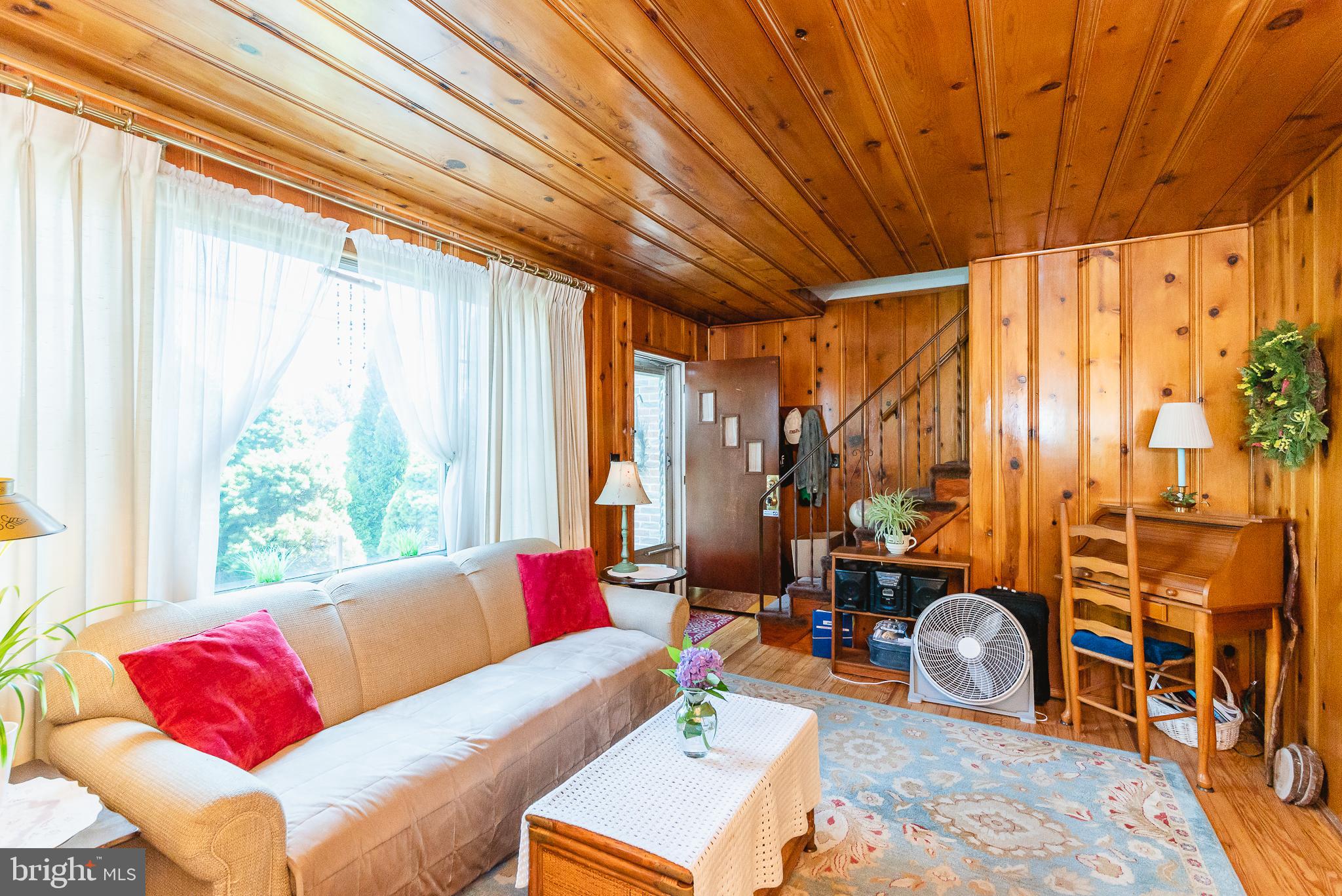 CALIFORNIA GROVE - Residential