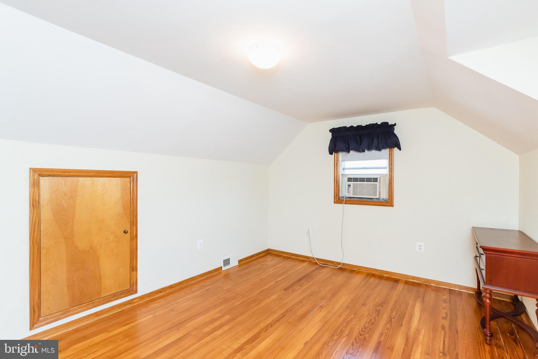 CALIFORNIA GROVE - Residential