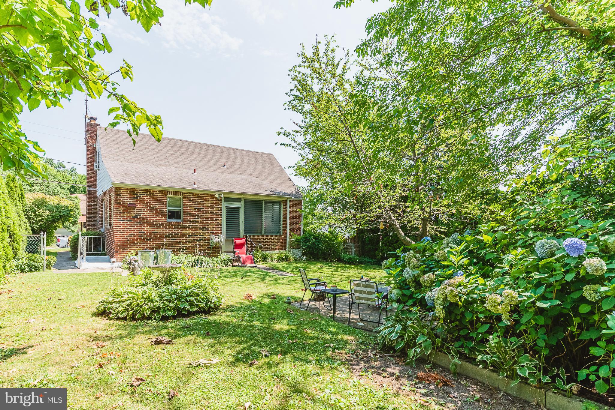 CALIFORNIA GROVE - Residential