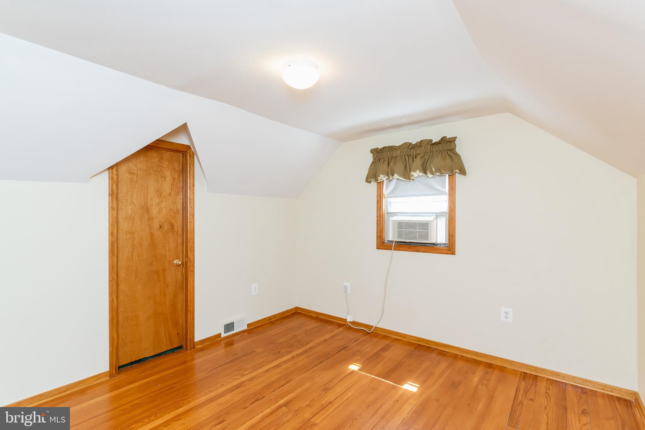 CALIFORNIA GROVE - Residential