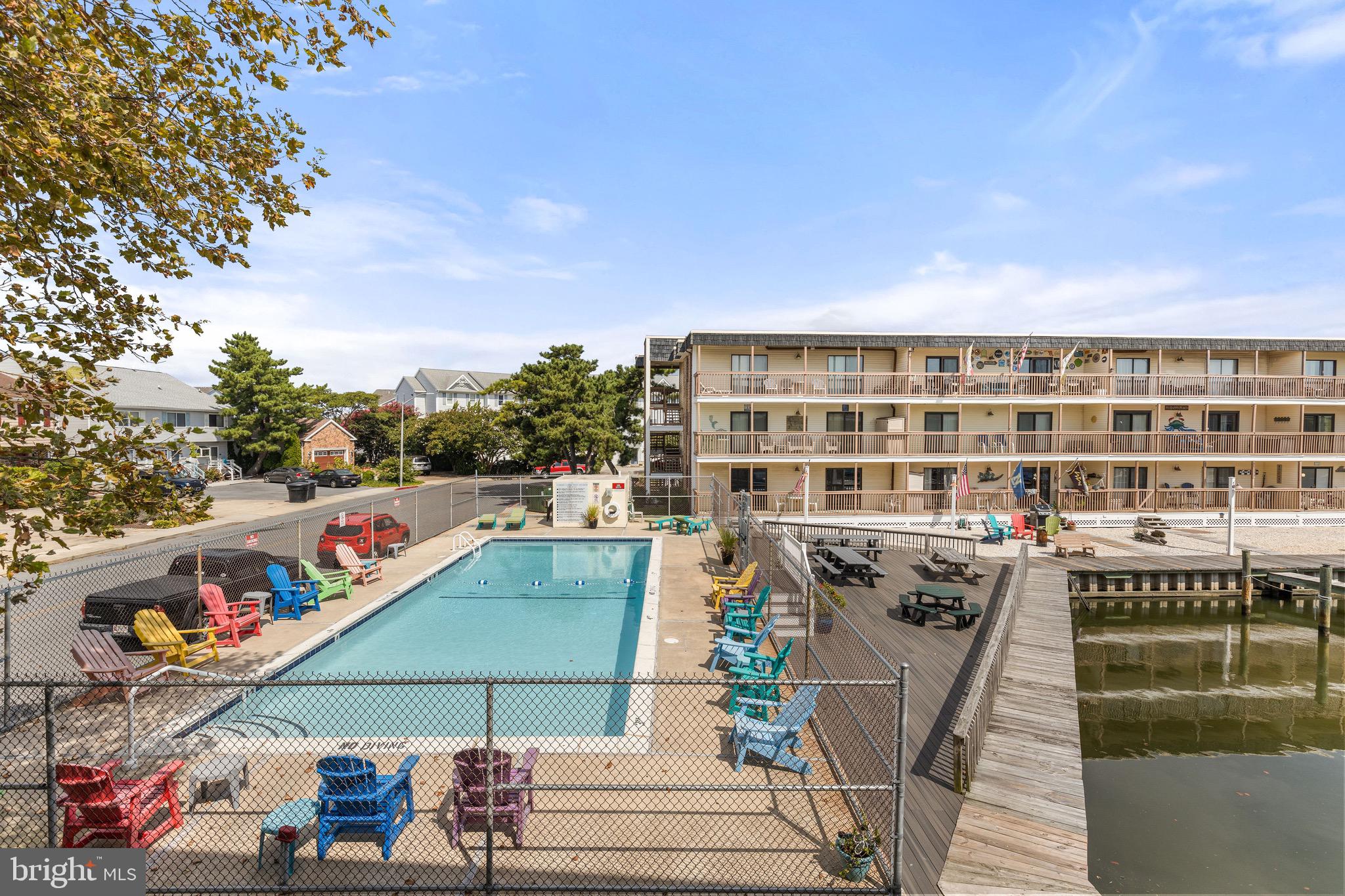 CAINE HARBOR MILE - Residential