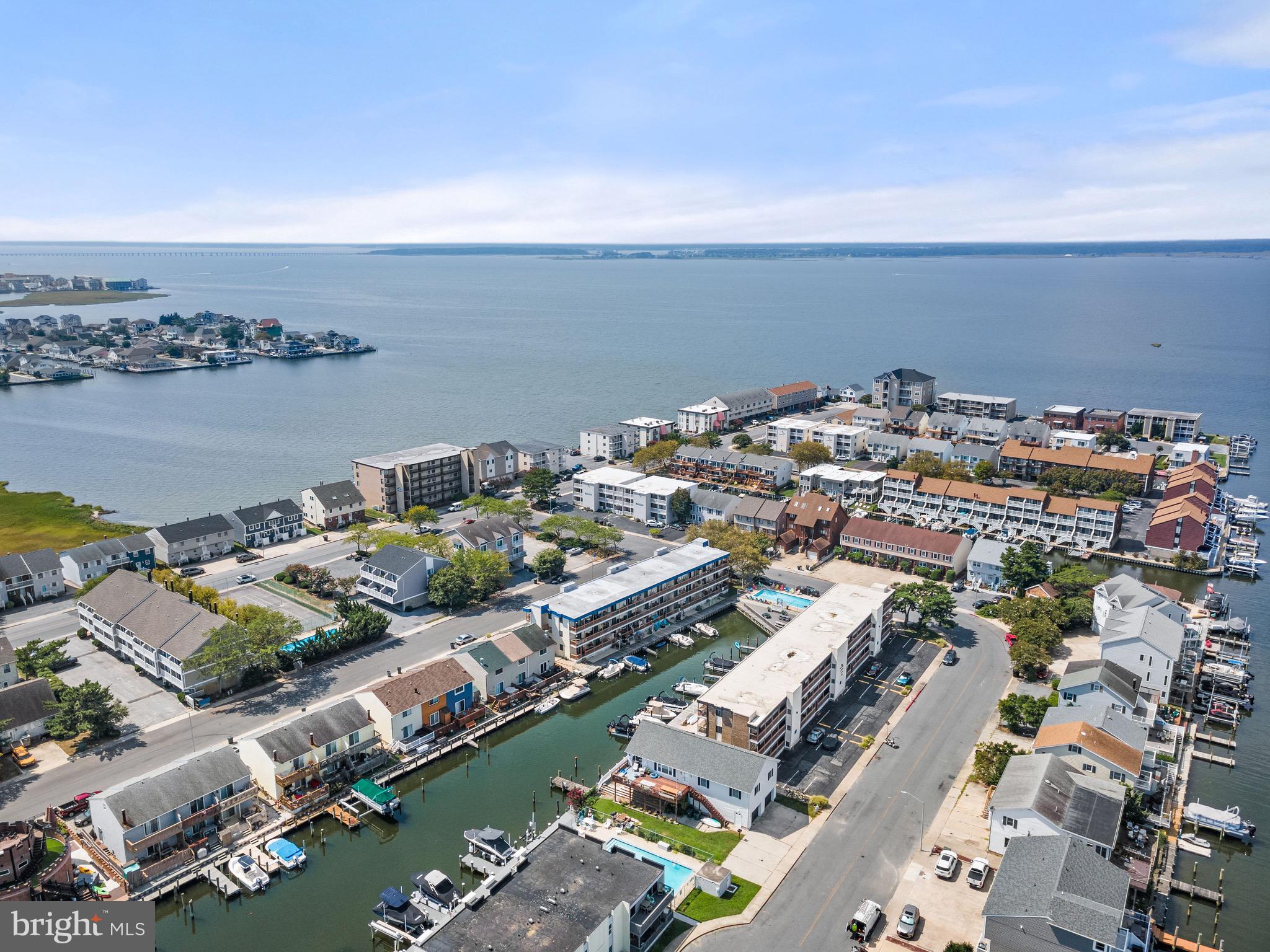 CAINE HARBOR MILE - Residential