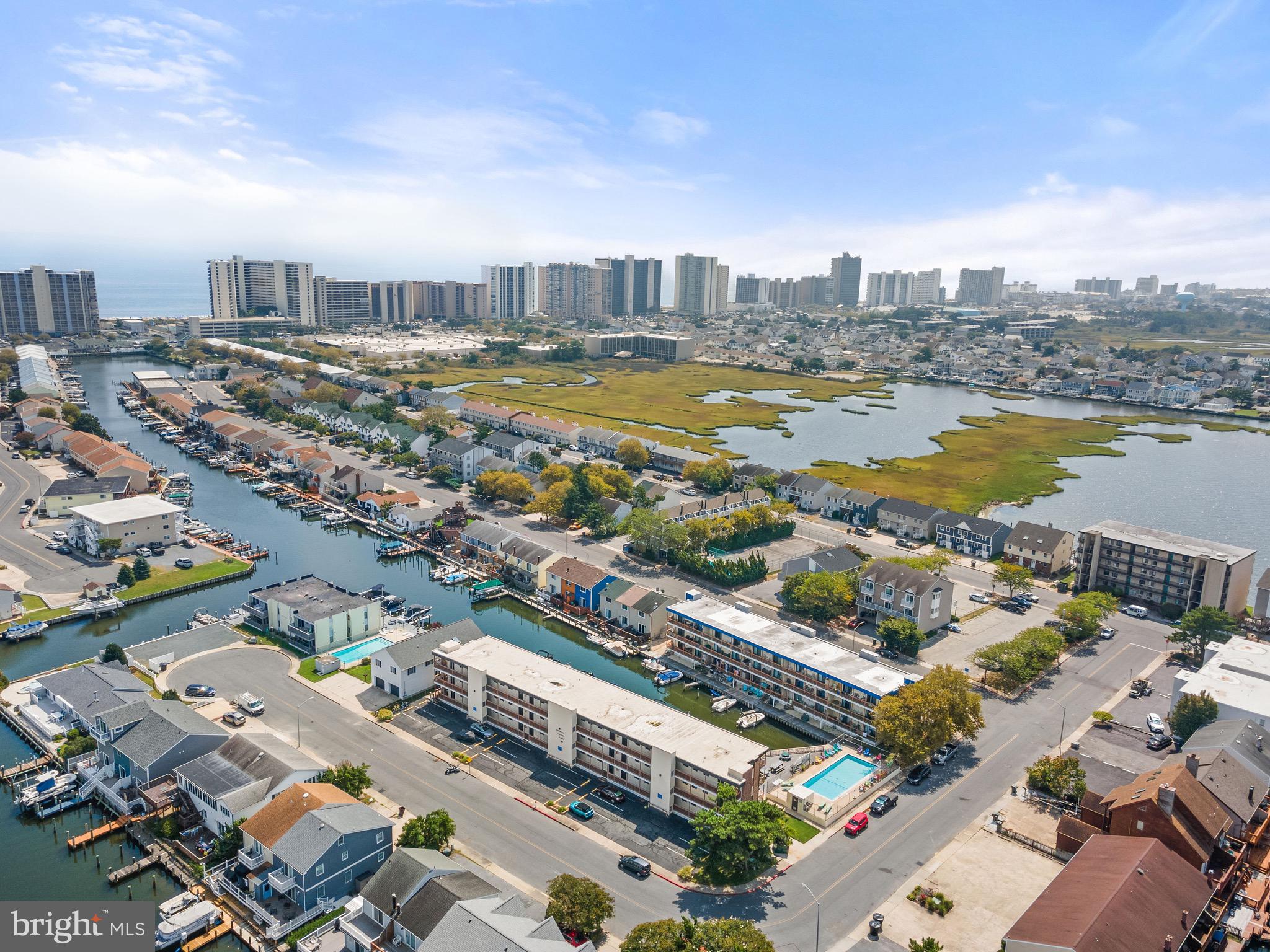 CAINE HARBOR MILE - Residential