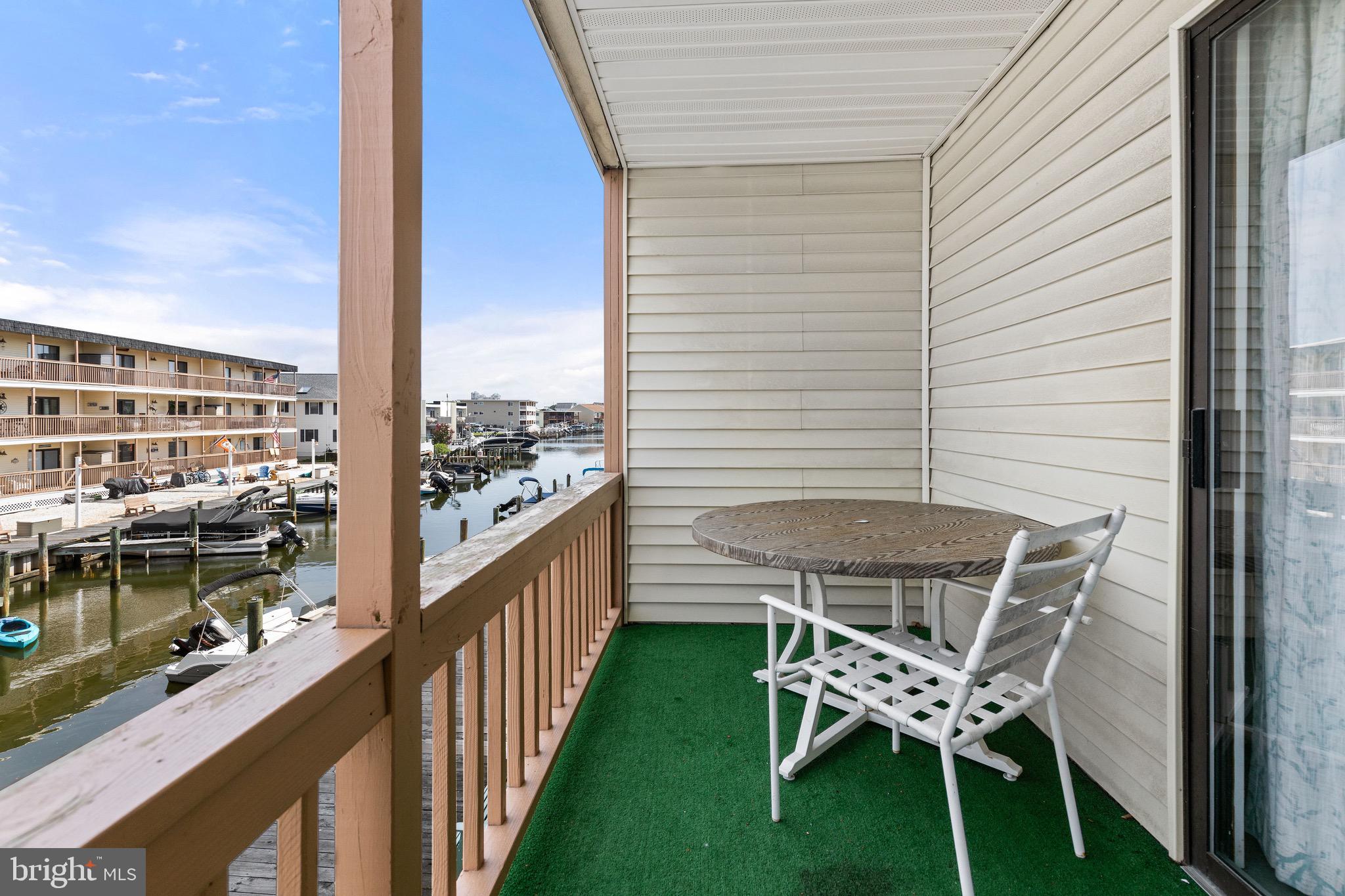 CAINE HARBOR MILE - Residential