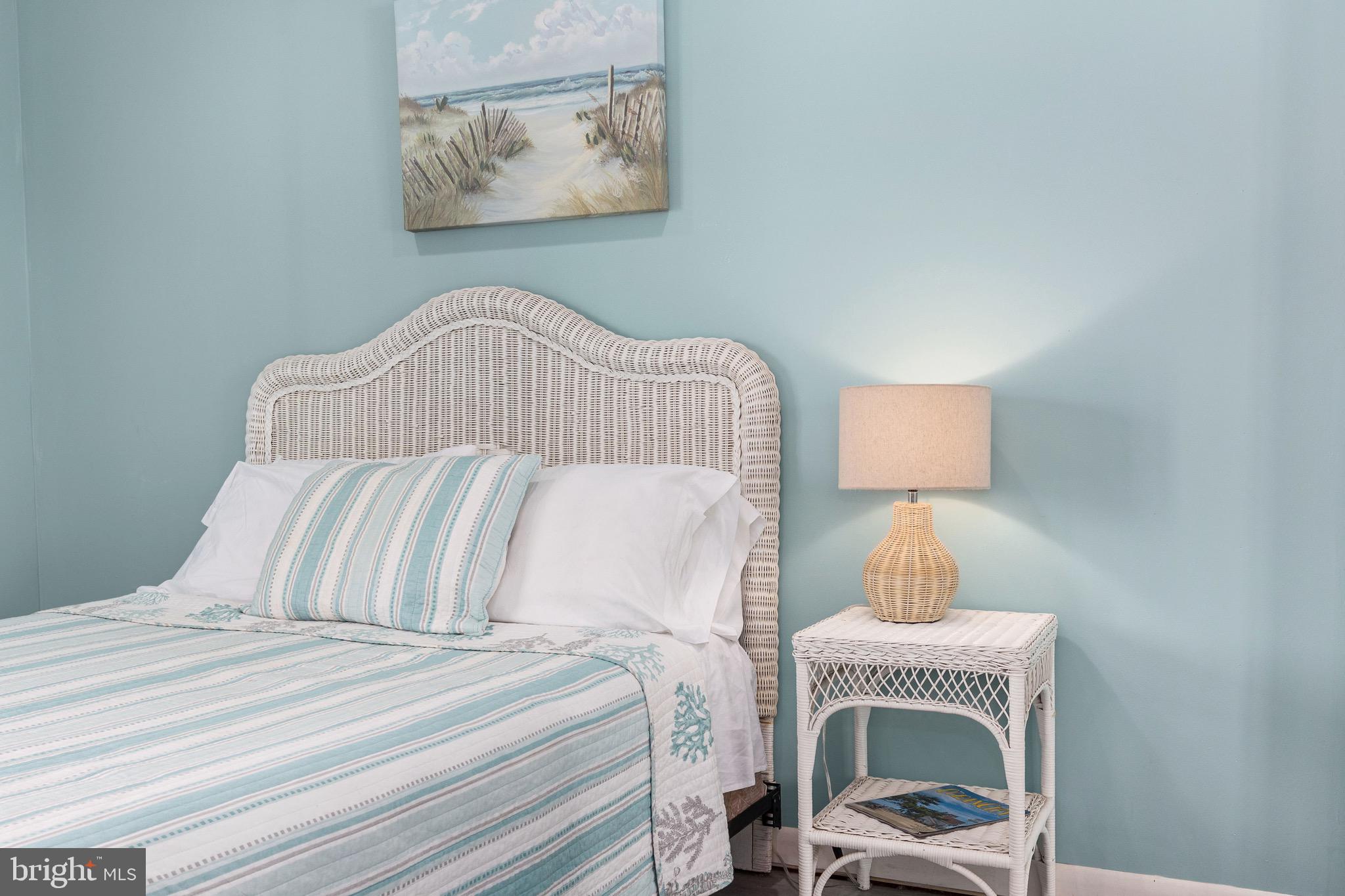 CAINE HARBOR MILE - Residential