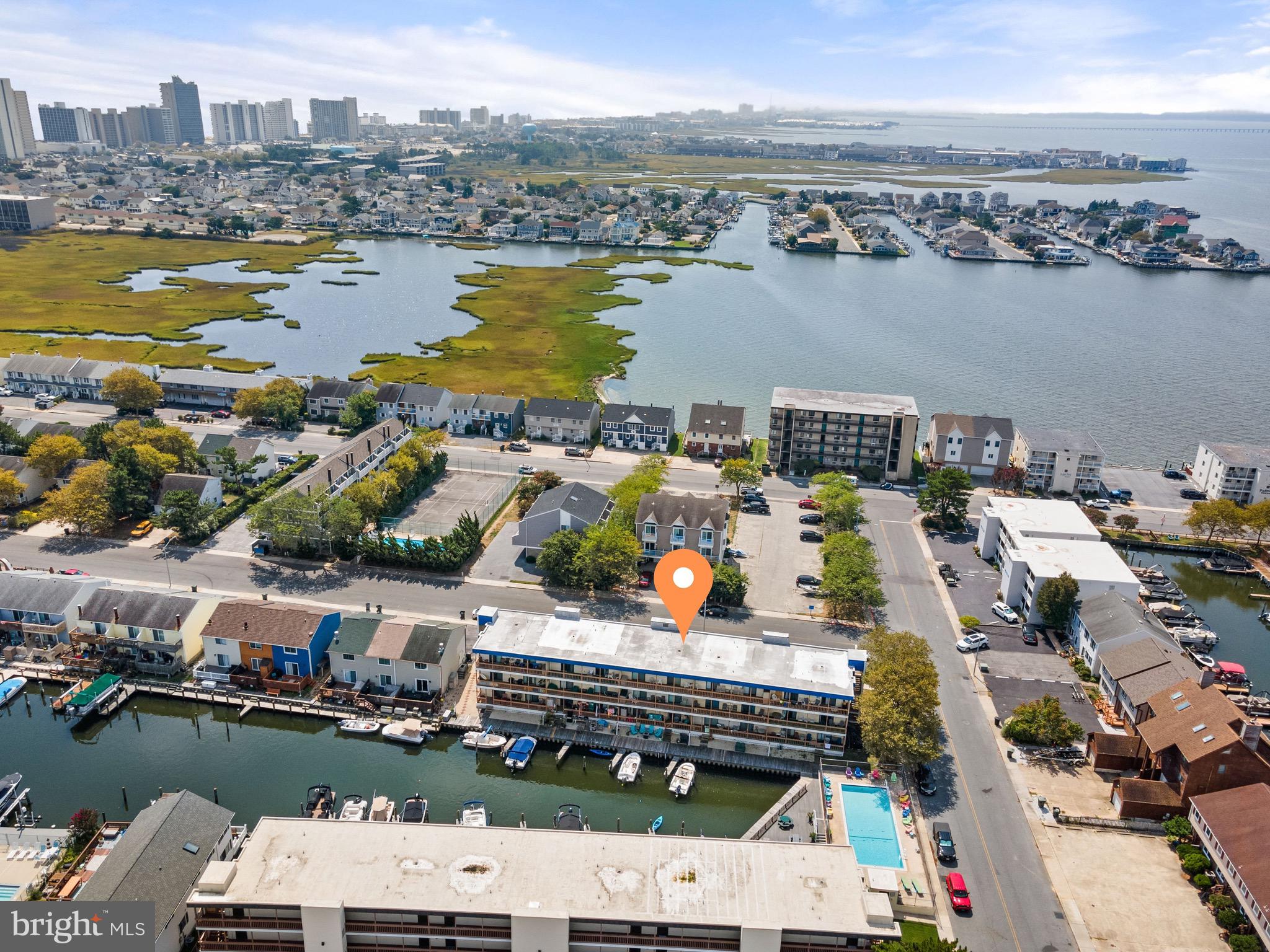 CAINE HARBOR MILE - Residential