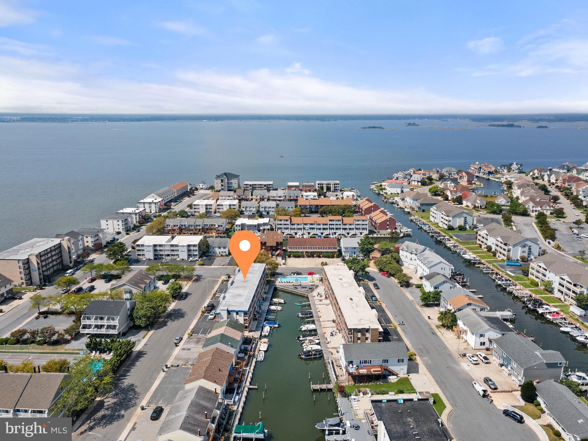 CAINE HARBOR MILE - Residential