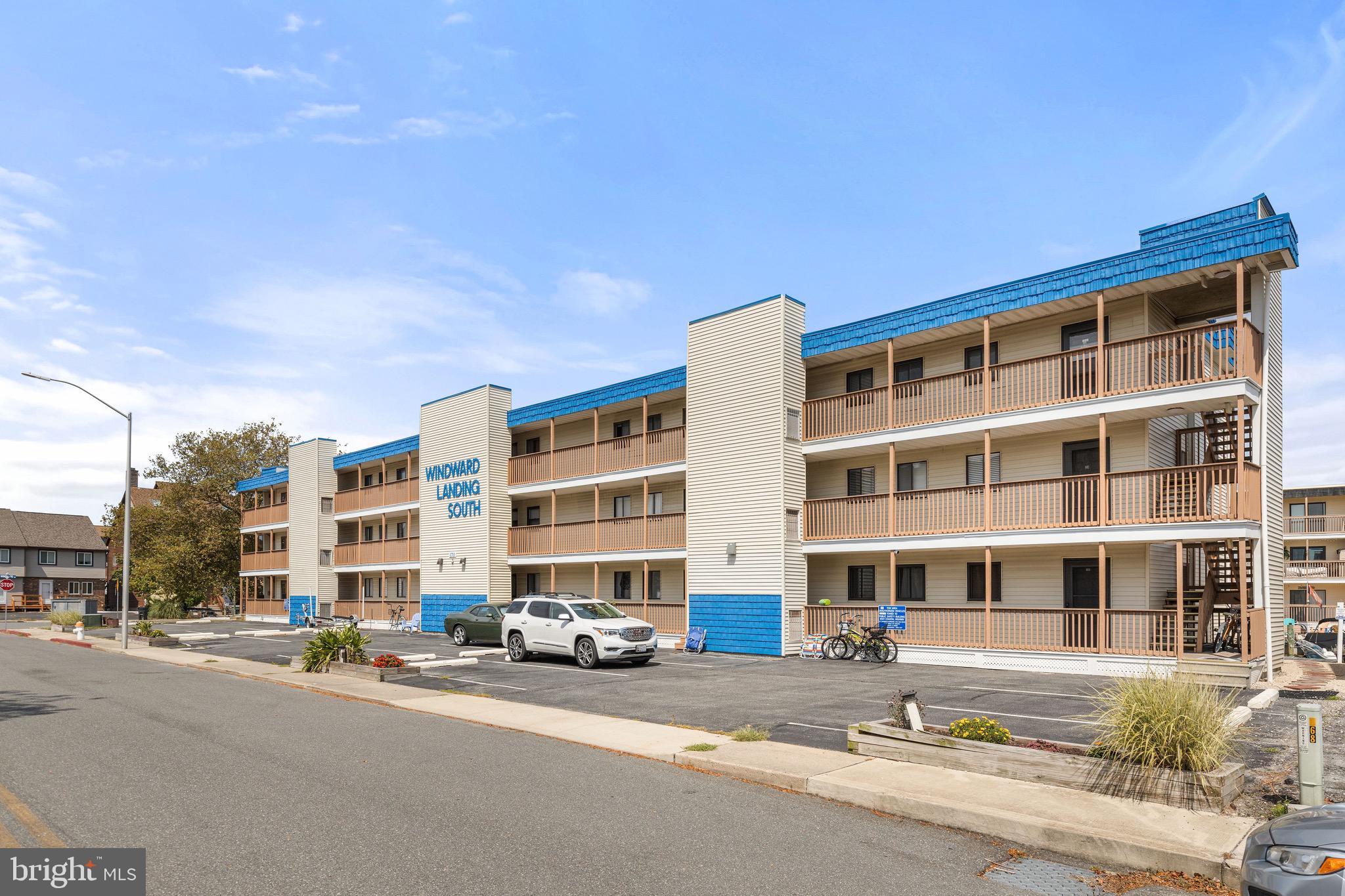 CAINE HARBOR MILE - Residential