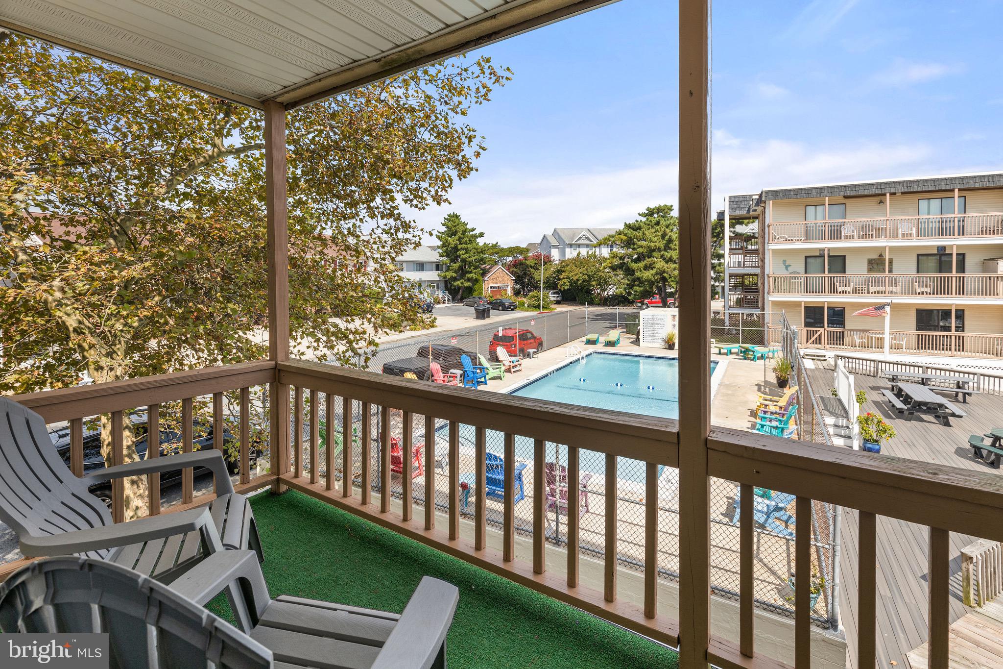 CAINE HARBOR MILE - Residential