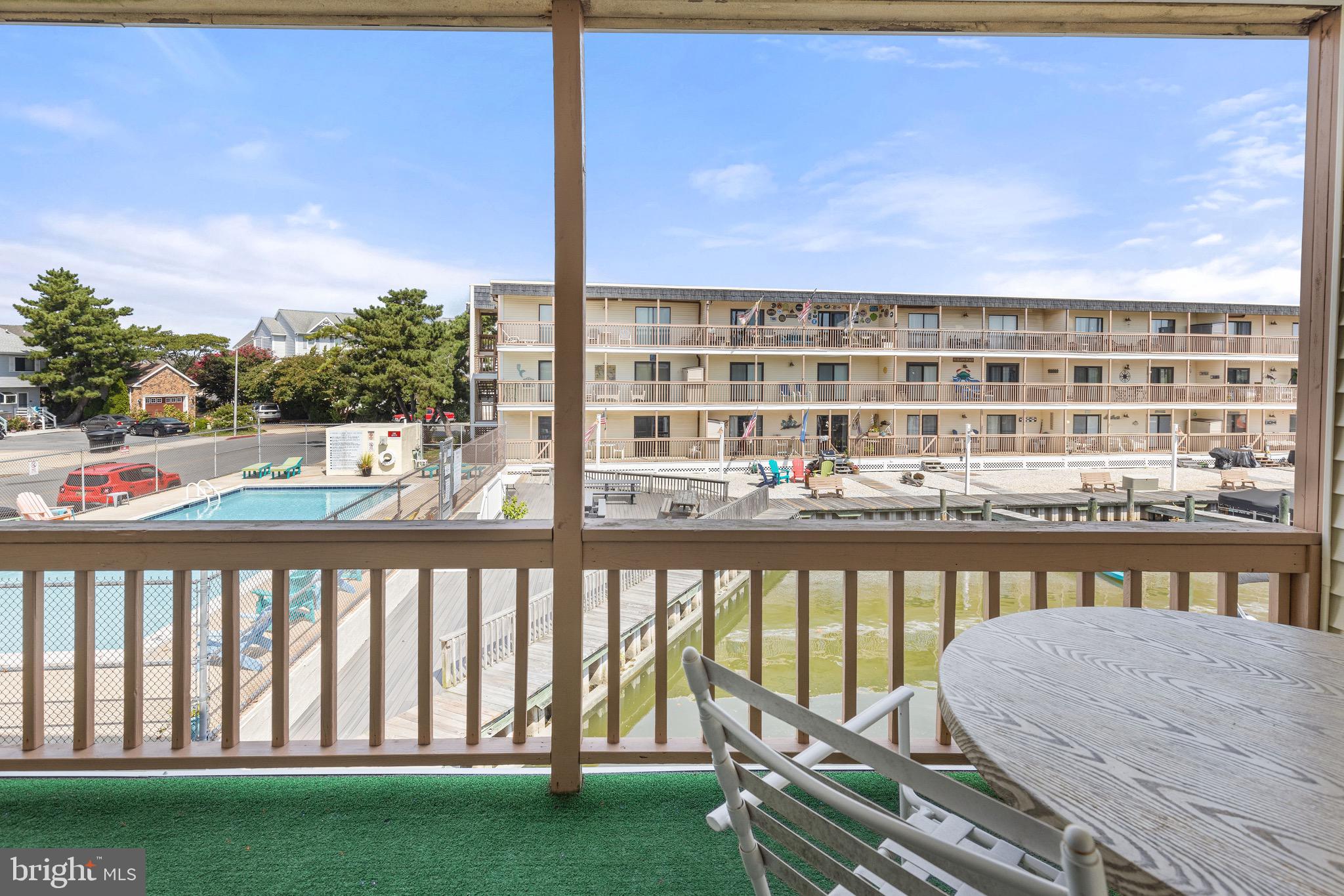 CAINE HARBOR MILE - Residential