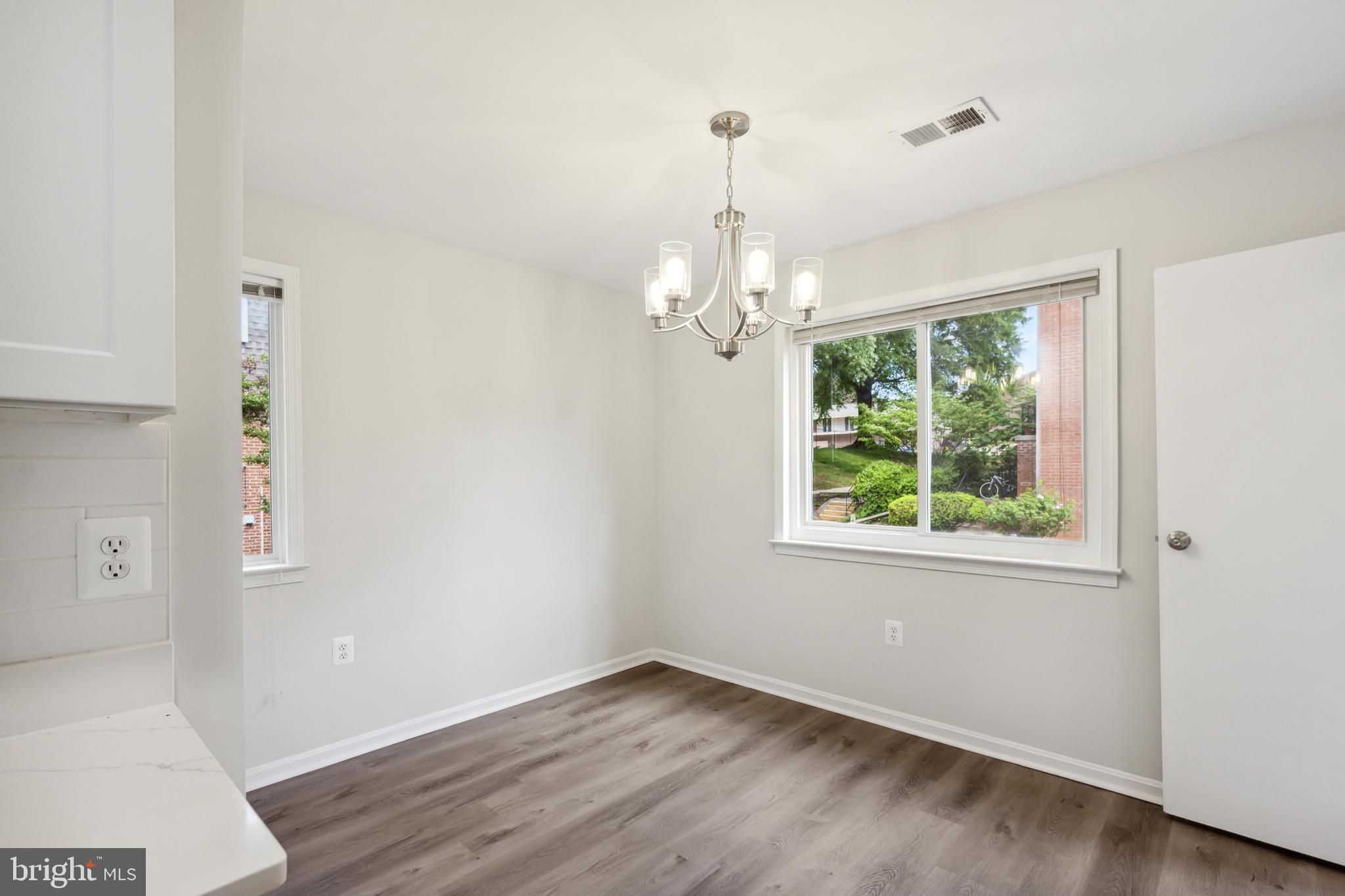 TERRACE TOWNHOUSES OF ANNANDALE - Residential