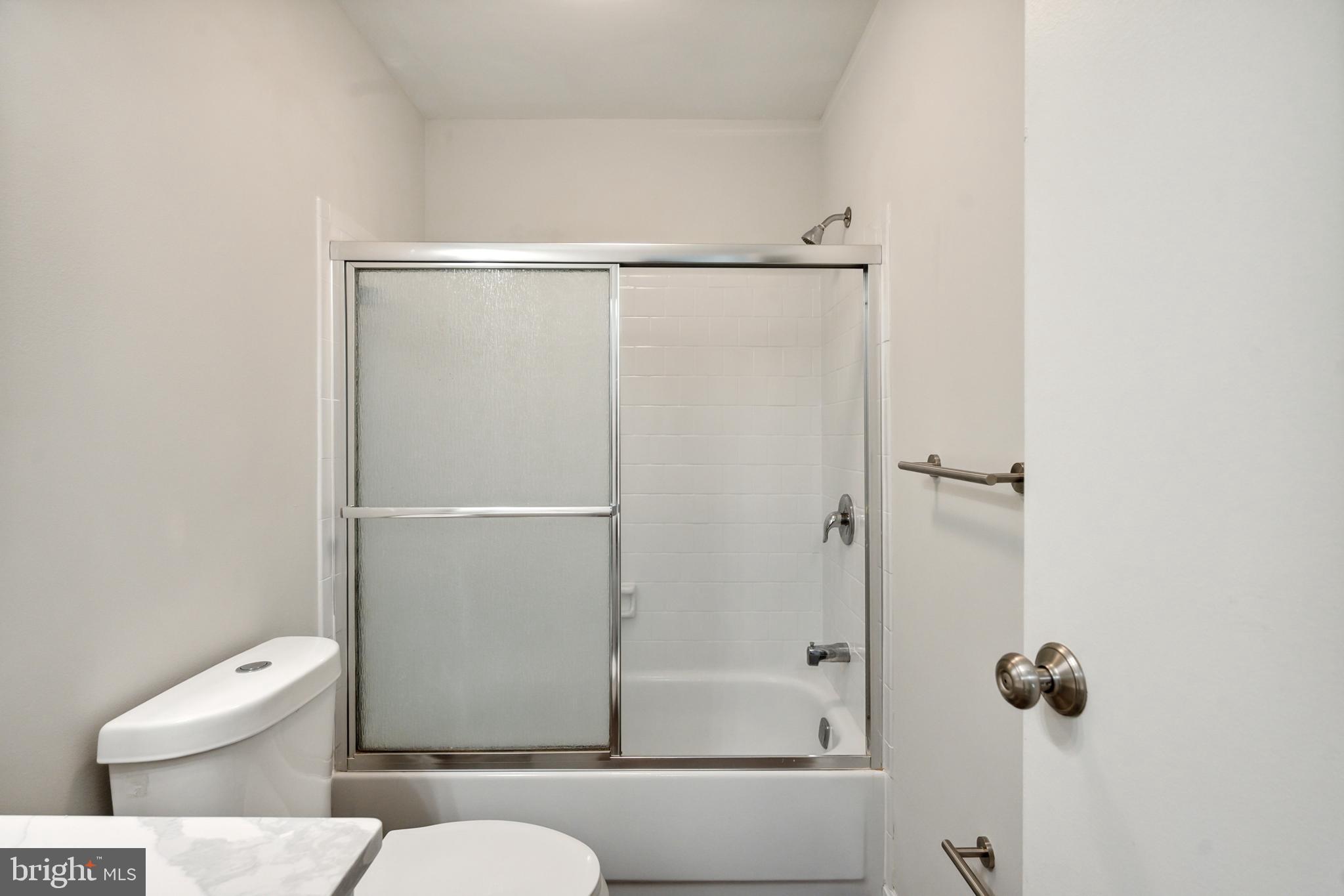 TERRACE TOWNHOUSES OF ANNANDALE - Residential