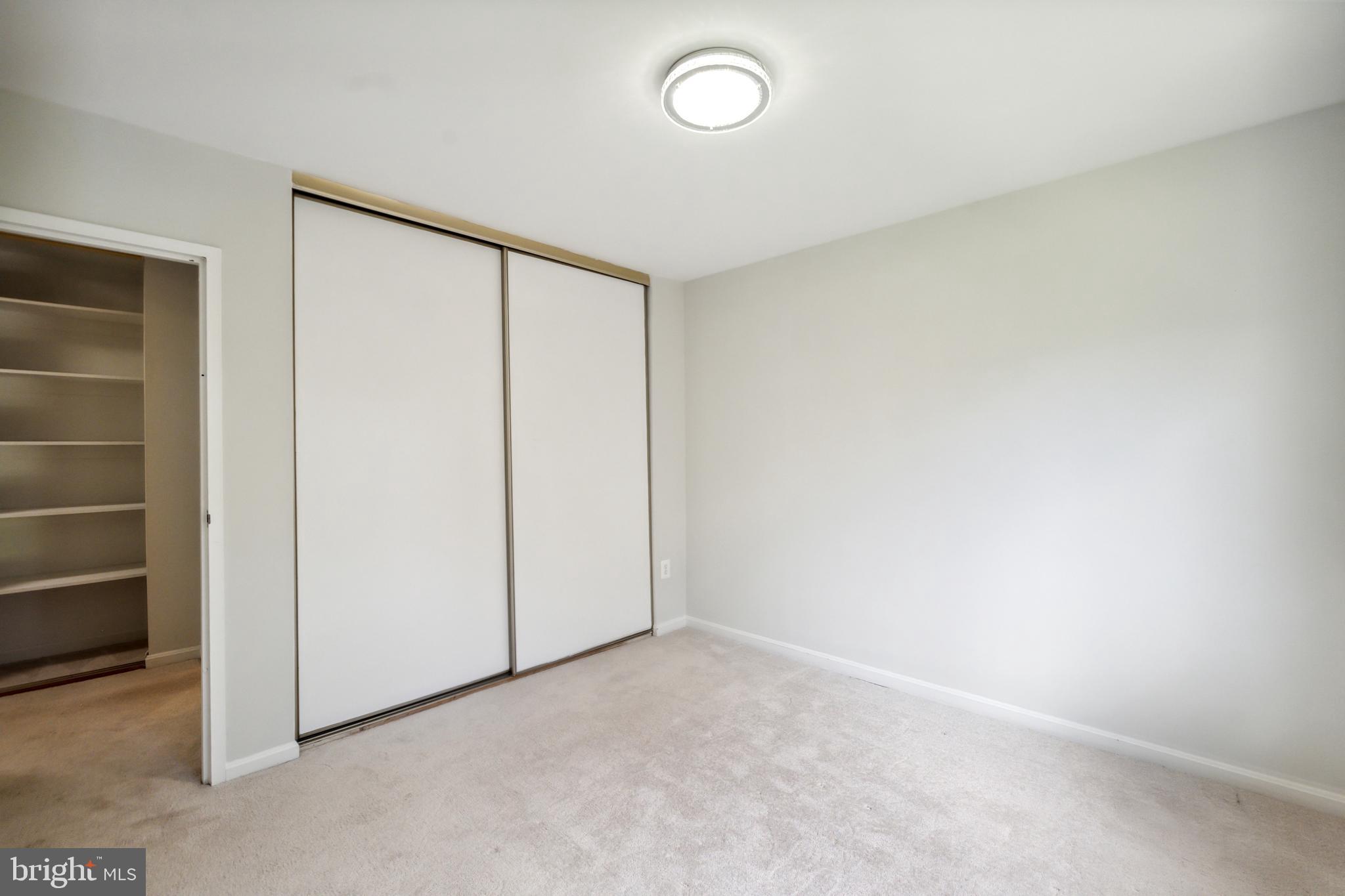 TERRACE TOWNHOUSES OF ANNANDALE - Residential