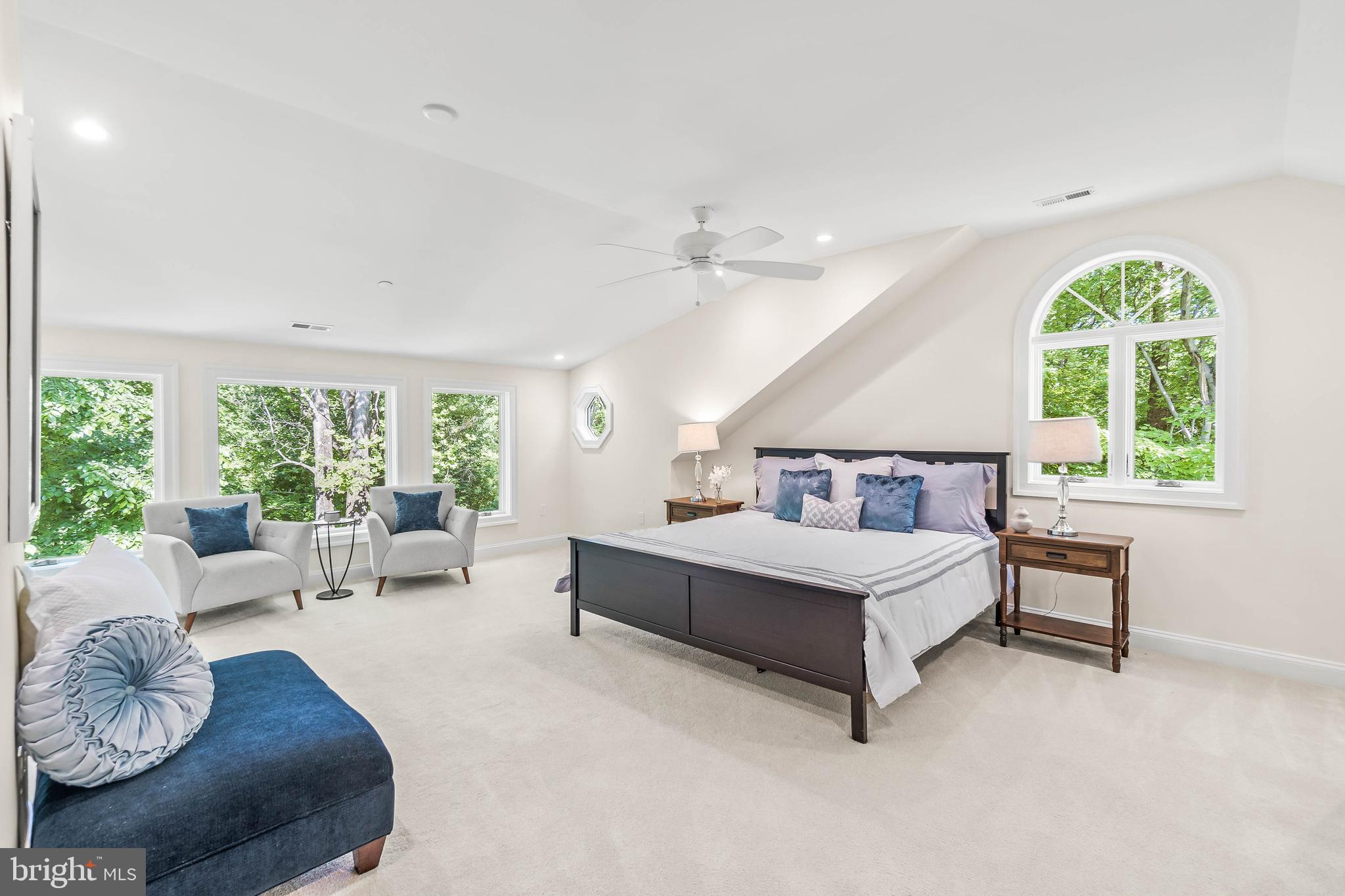 QUEEN ANNE ESTATES - Residential