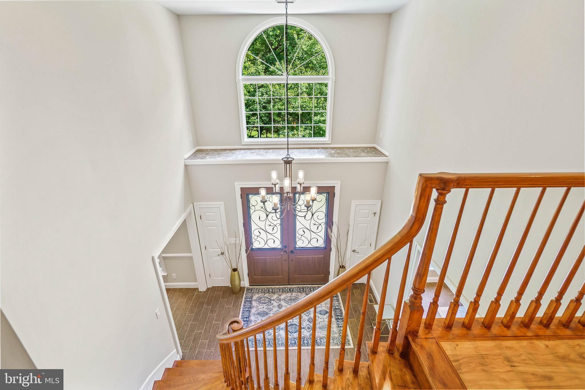 QUEEN ANNE ESTATES - Residential