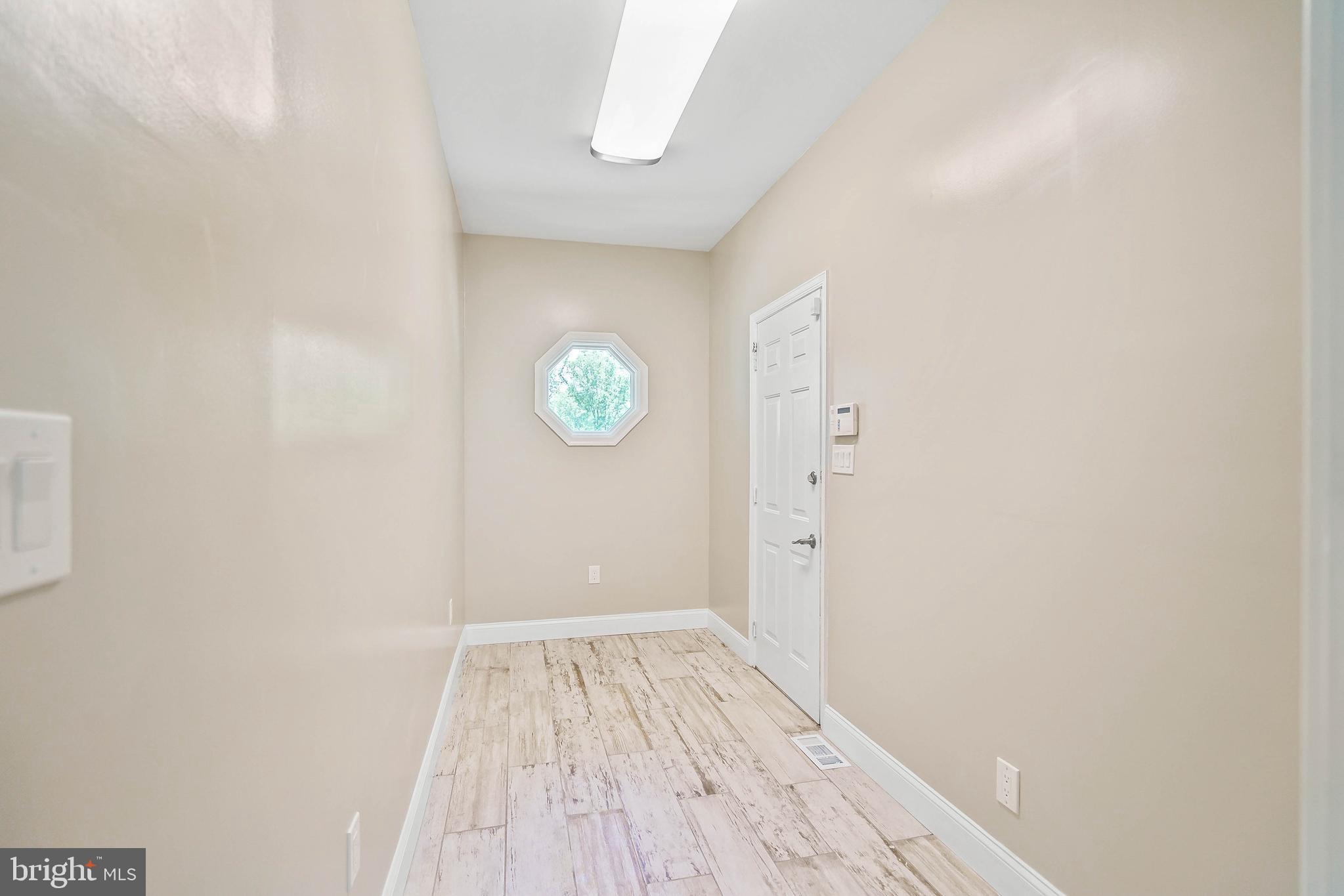 QUEEN ANNE ESTATES - Residential