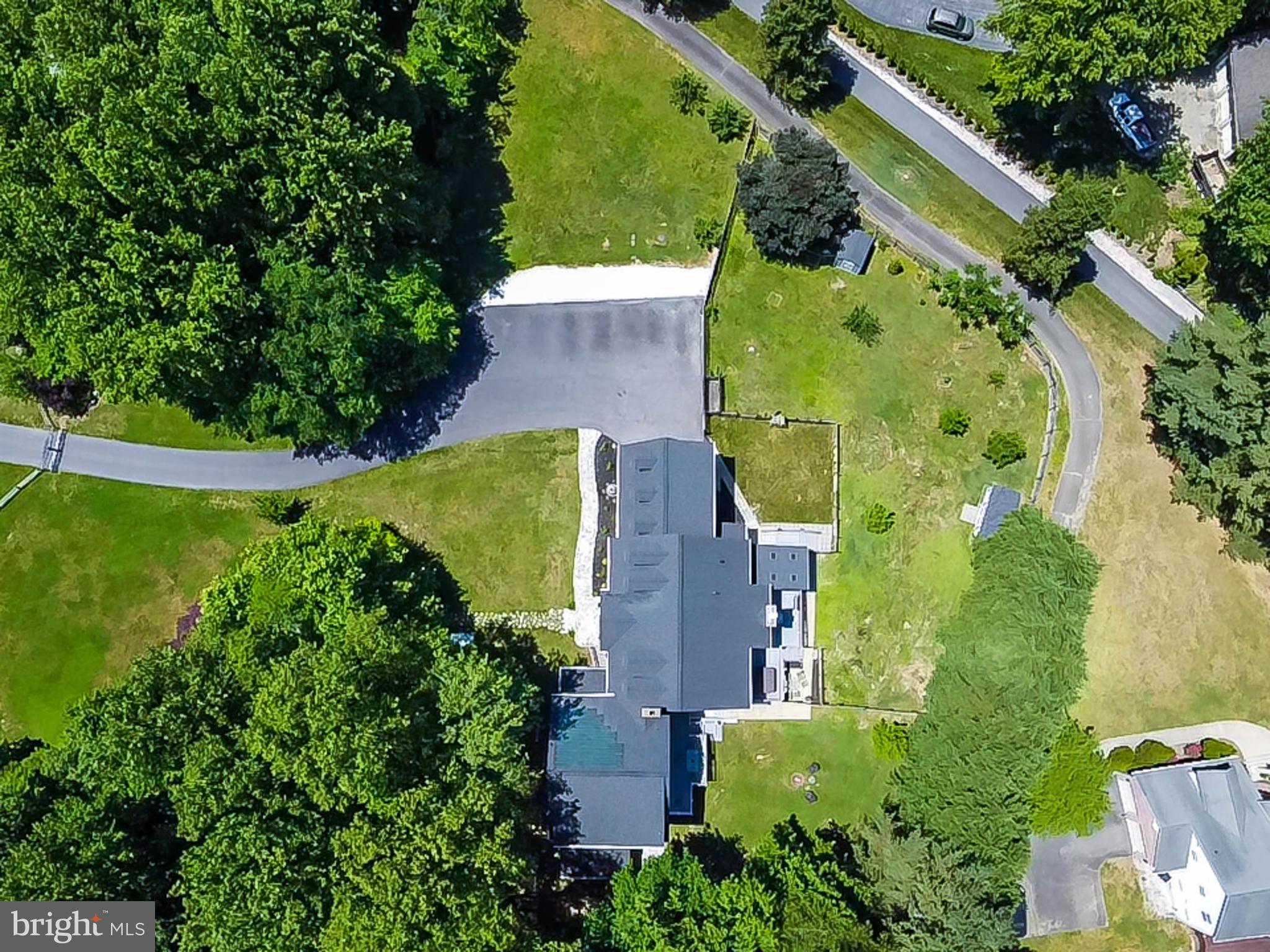 QUEEN ANNE ESTATES - Residential