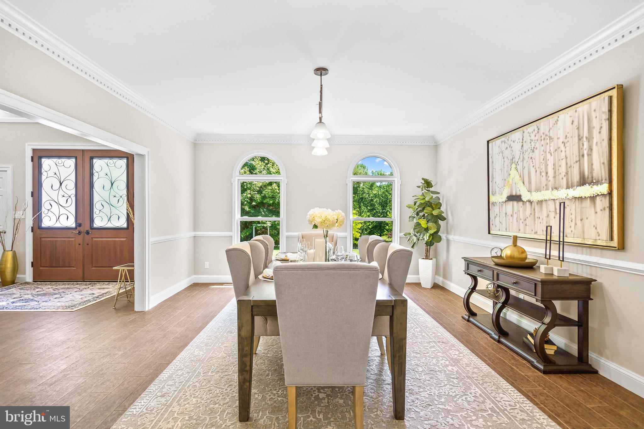 QUEEN ANNE ESTATES - Residential