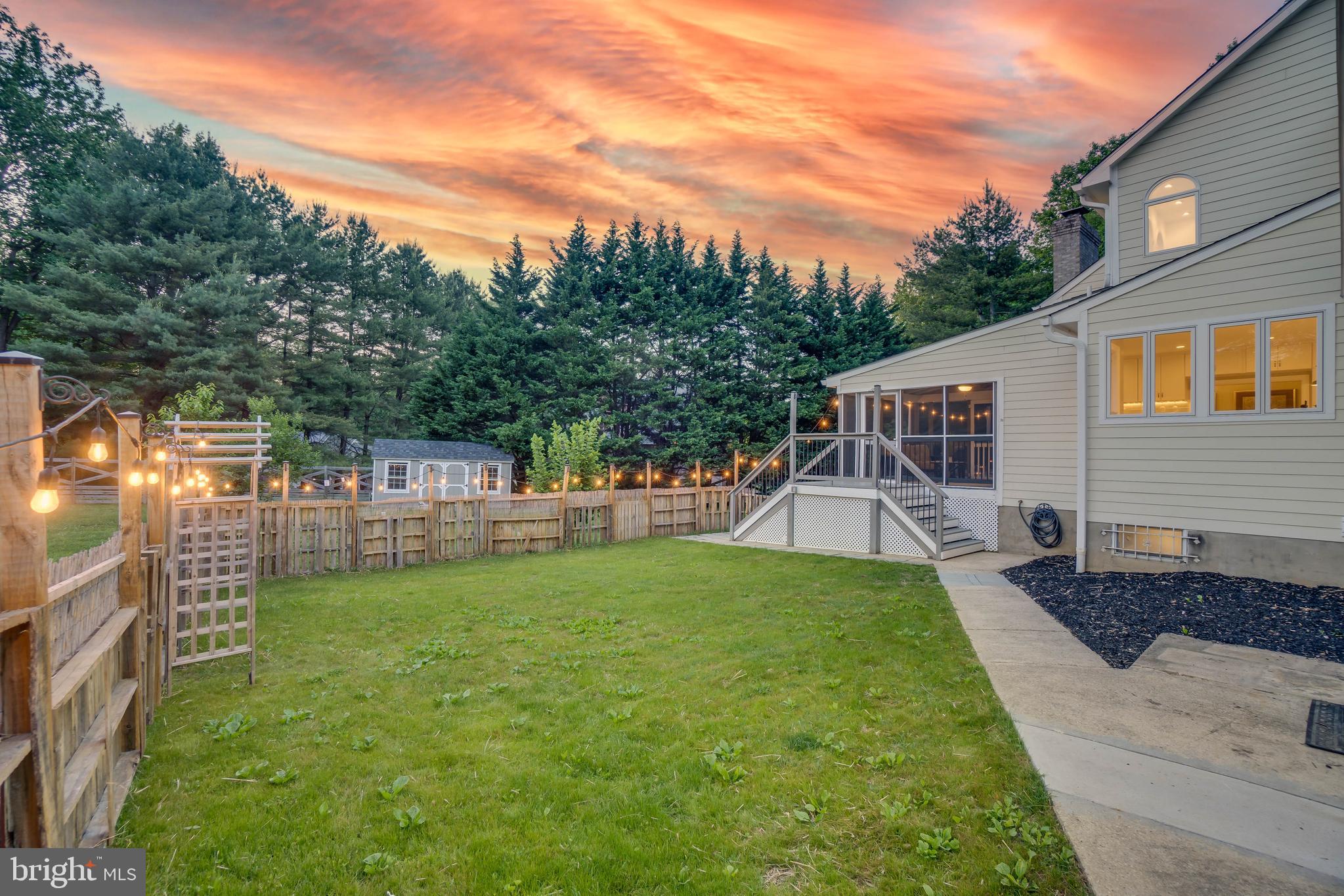 QUEEN ANNE ESTATES - Residential